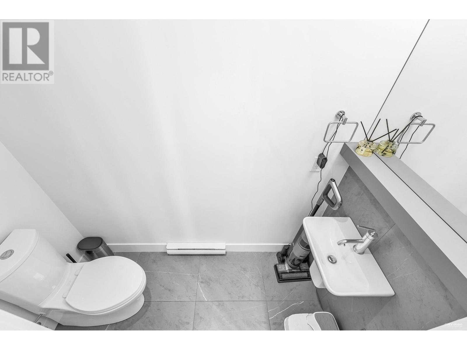 7623 Yukon Street, Vancouver, British Columbia  V5X 2Y4 - Photo 10 - R2971363