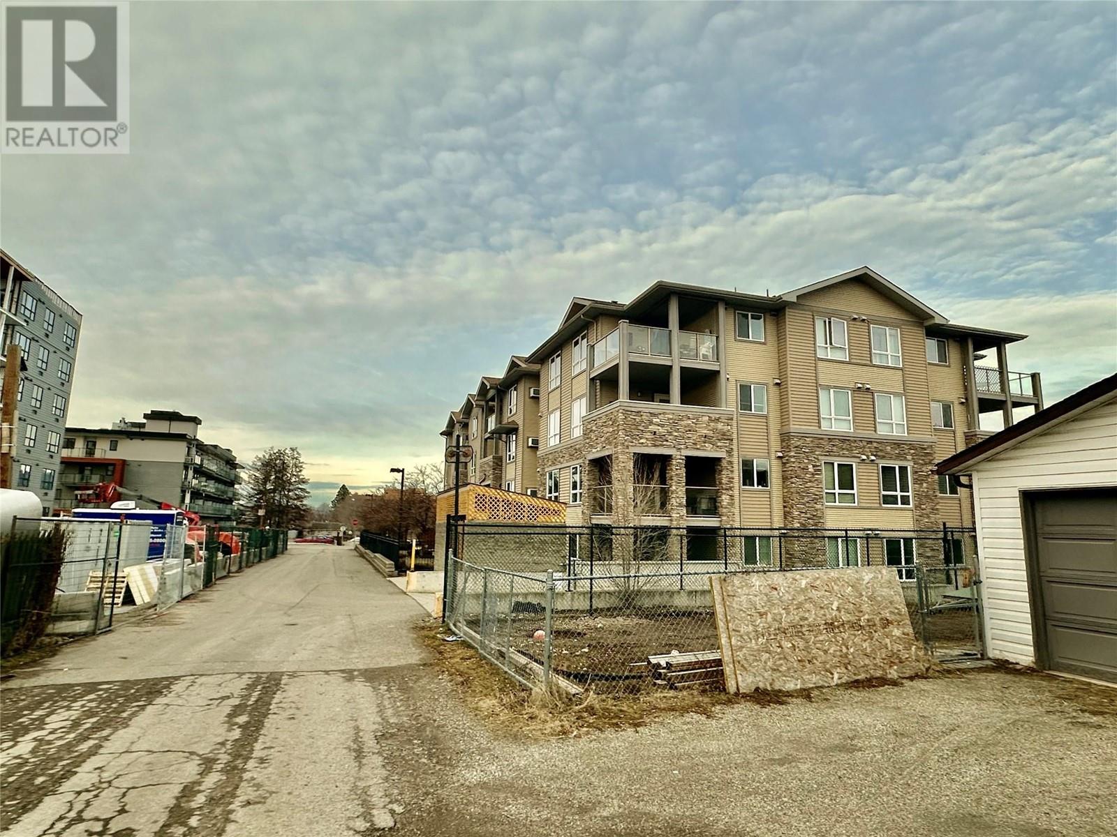 270 Asher Road, Kelowna, British Columbia  V1X 3H6 - Photo 5 - 10336256
