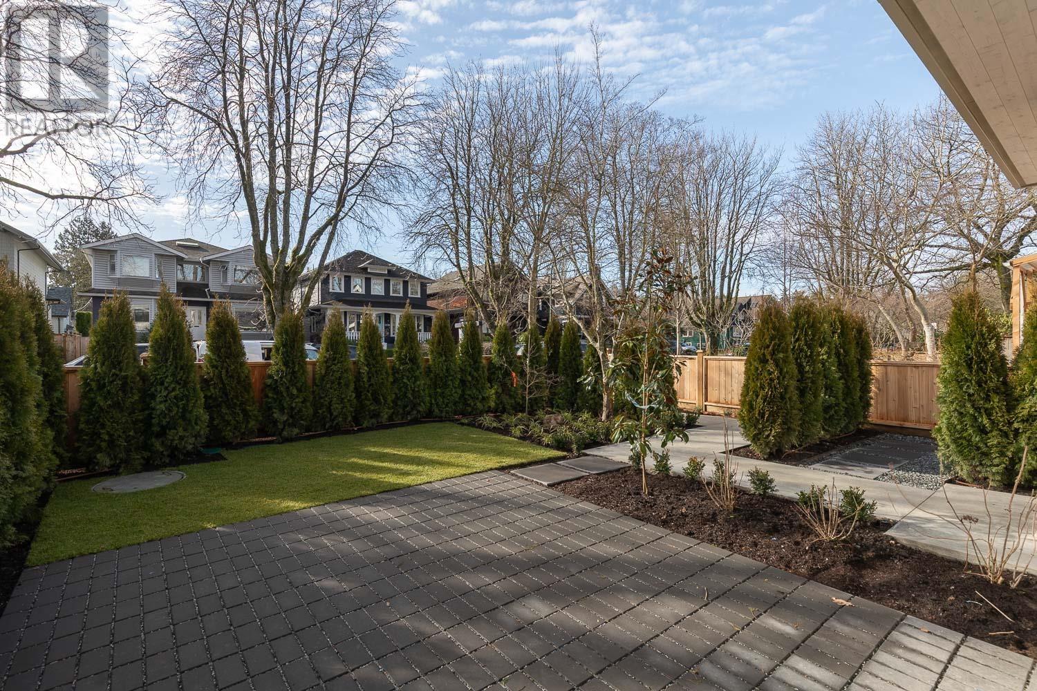 Listing Picture 7 of 27 : 1 3165 W 14TH AVENUE, Vancouver / 溫哥華 - 魯藝地產 Yvonne Lu Group - MLS Medallion Club Member