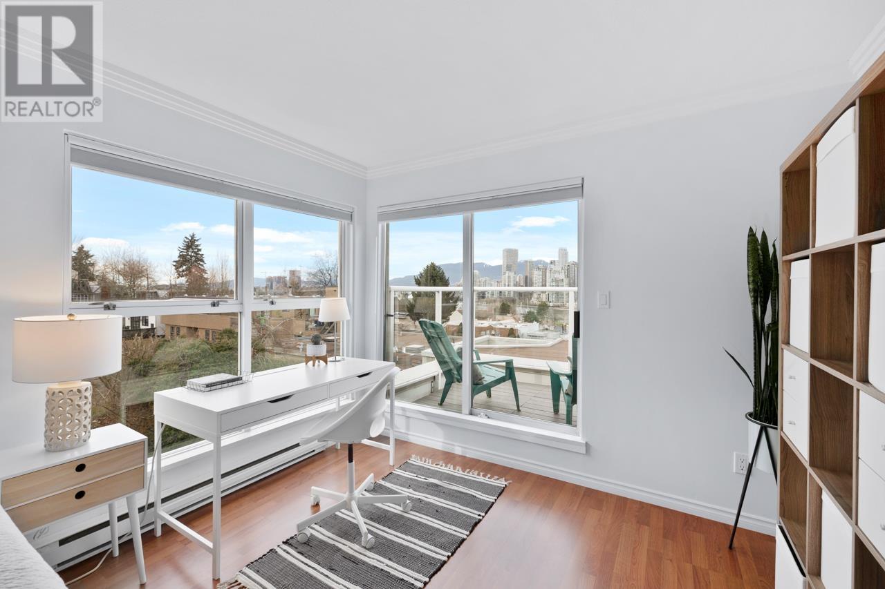 Listing Picture 13 of 32 : 207 953 W 8TH AVENUE, Vancouver / 溫哥華 - 魯藝地產 Yvonne Lu Group - MLS Medallion Club Member