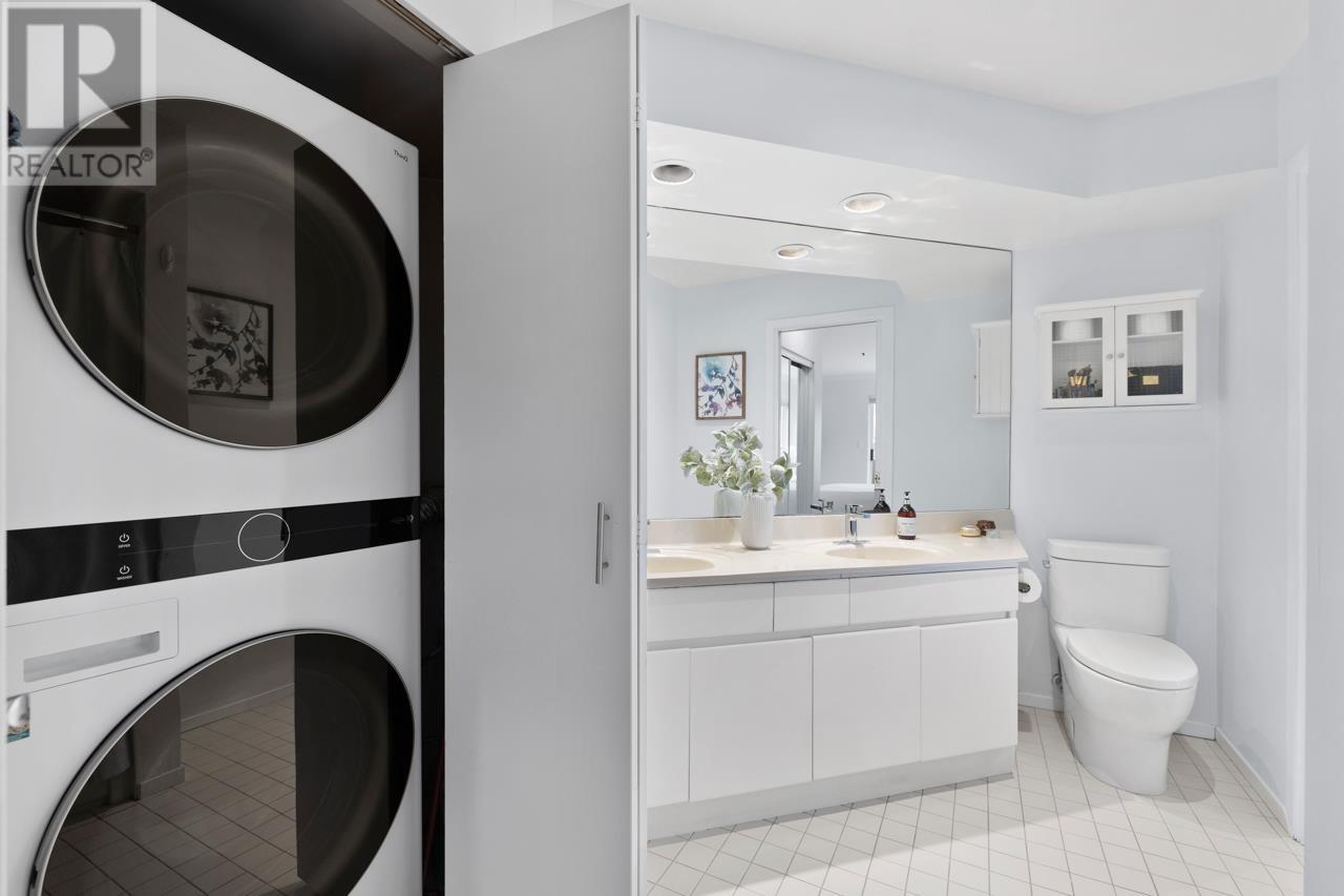 Listing Picture 18 of 32 : 207 953 W 8TH AVENUE, Vancouver / 溫哥華 - 魯藝地產 Yvonne Lu Group - MLS Medallion Club Member