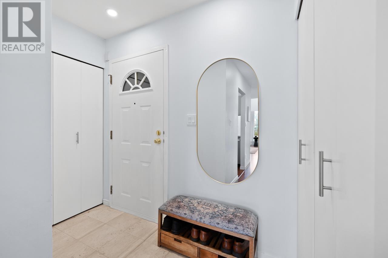 Listing Picture 20 of 32 : 207 953 W 8TH AVENUE, Vancouver / 溫哥華 - 魯藝地產 Yvonne Lu Group - MLS Medallion Club Member