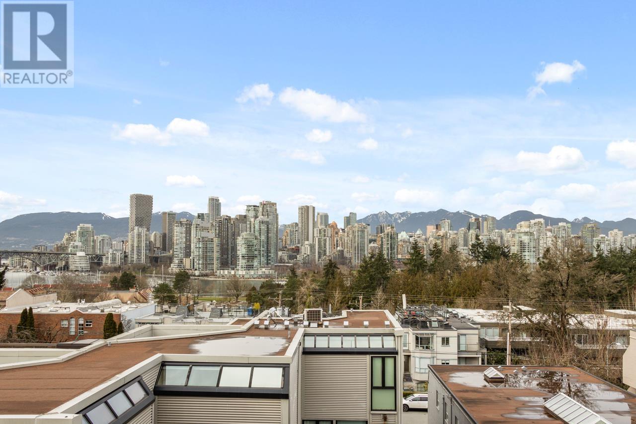 Listing Picture 25 of 32 : 207 953 W 8TH AVENUE, Vancouver / 溫哥華 - 魯藝地產 Yvonne Lu Group - MLS Medallion Club Member