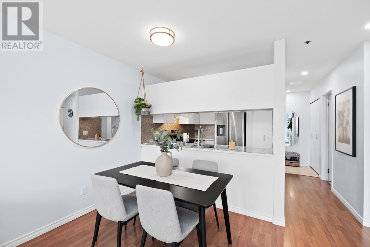 Listing Picture 8 of 32 : 207 953 W 8TH AVENUE, Vancouver / 溫哥華 - 魯藝地產 Yvonne Lu Group - MLS Medallion Club Member