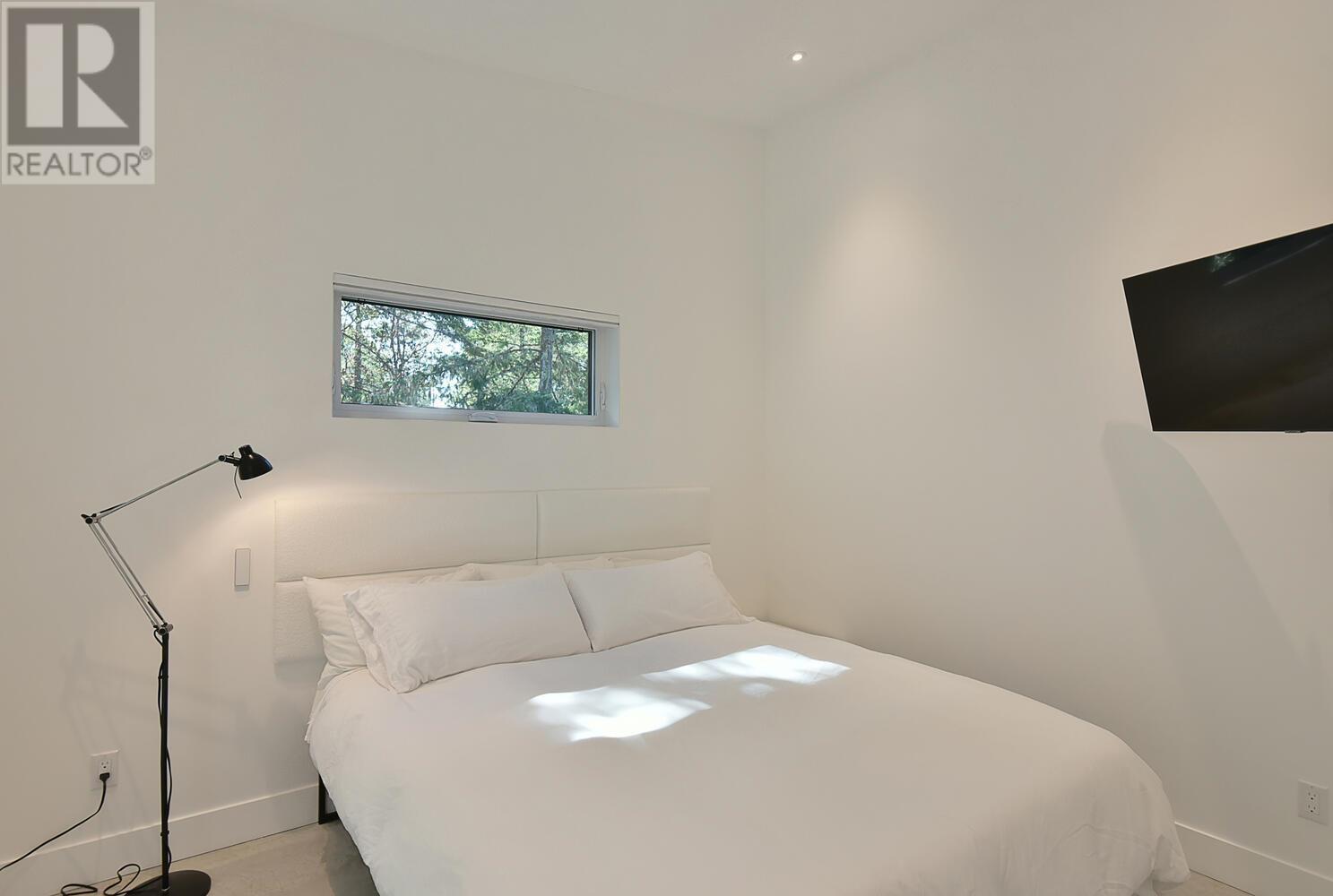 10632 Wood Bay Ridge Road, Halfmoon Bay, British Columbia  V7Z 1B8 - Photo 22 - R2971470
