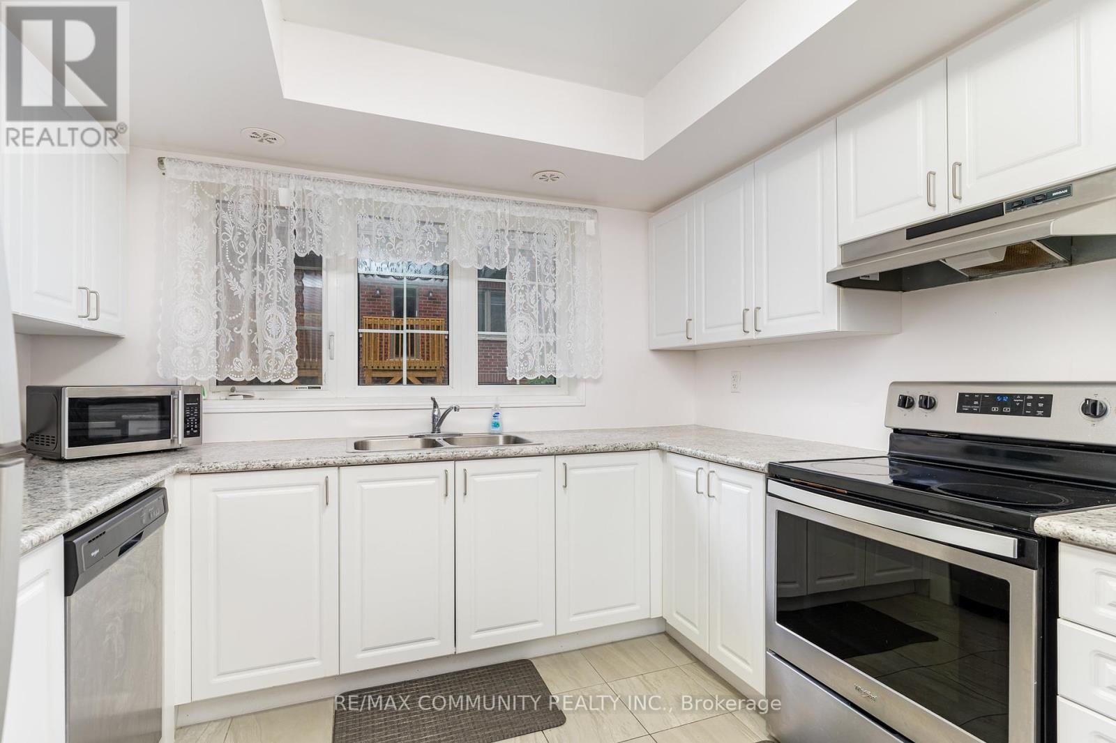 Room - 2757 Deputy Minister Path, Oshawa (Windfields), Ontario  L1L 0M7 - Photo 15 - E11991939