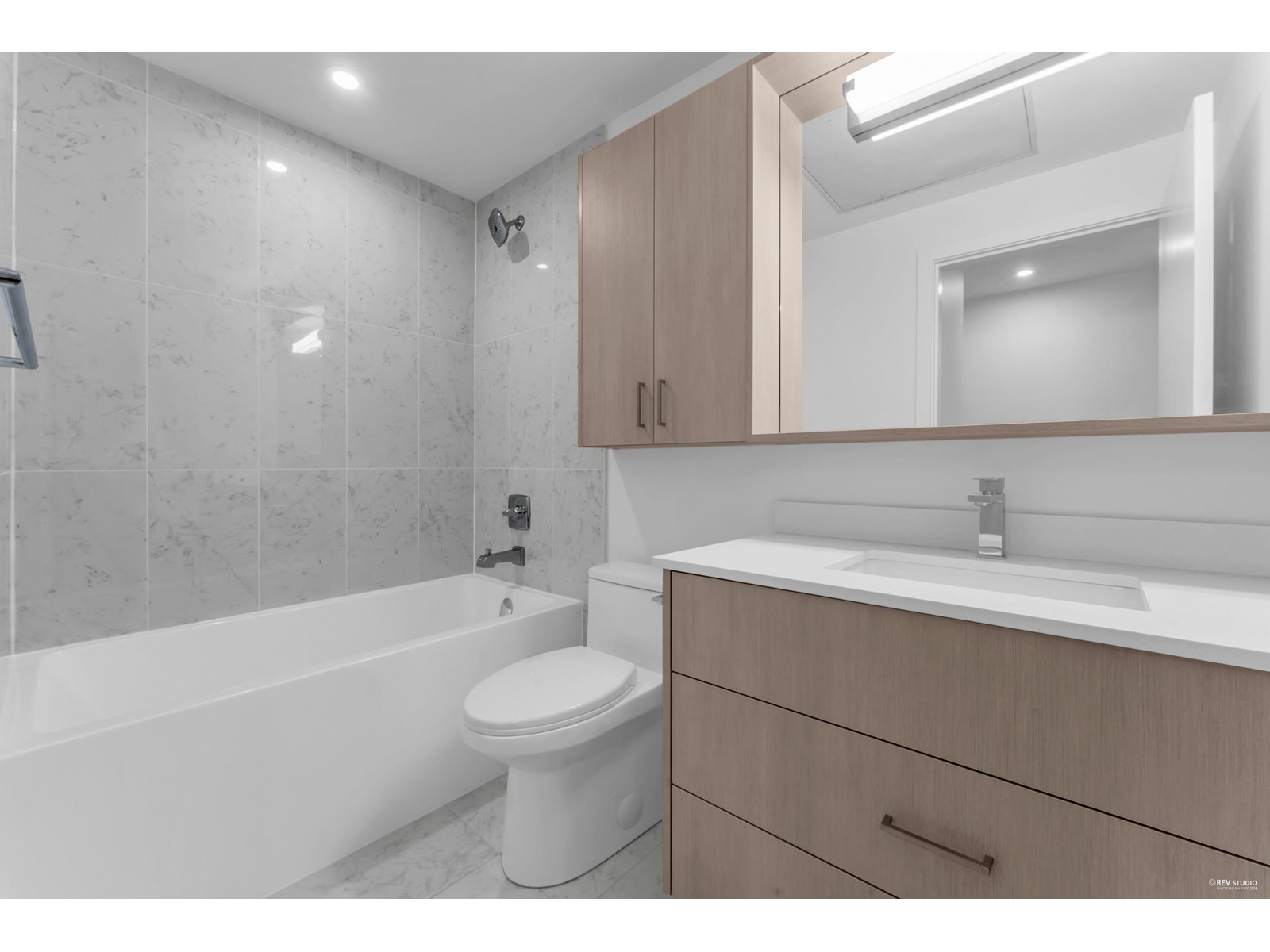 E104 13858 108 Avenue, Surrey, British Columbia  V3T 2K8 - Photo 12 - R2971367