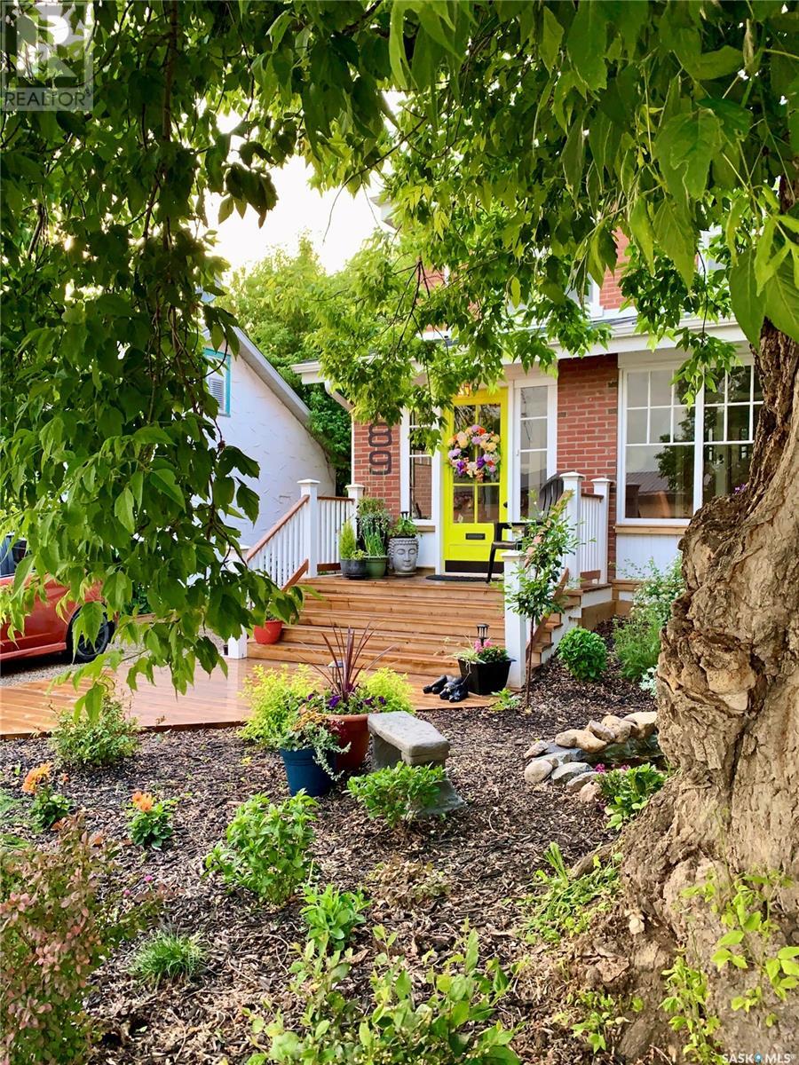 E 89 Smith STREET E, yorkton, Saskatchewan