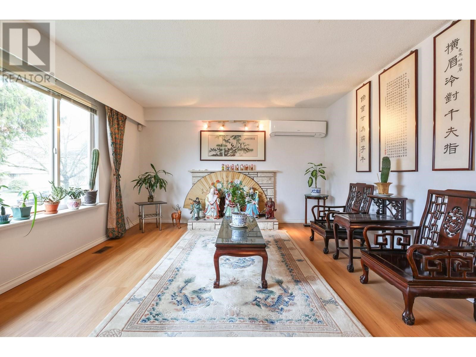 5872 Culloden Street, Vancouver, British Columbia  V5W 3S2 - Photo 3 - R2971332