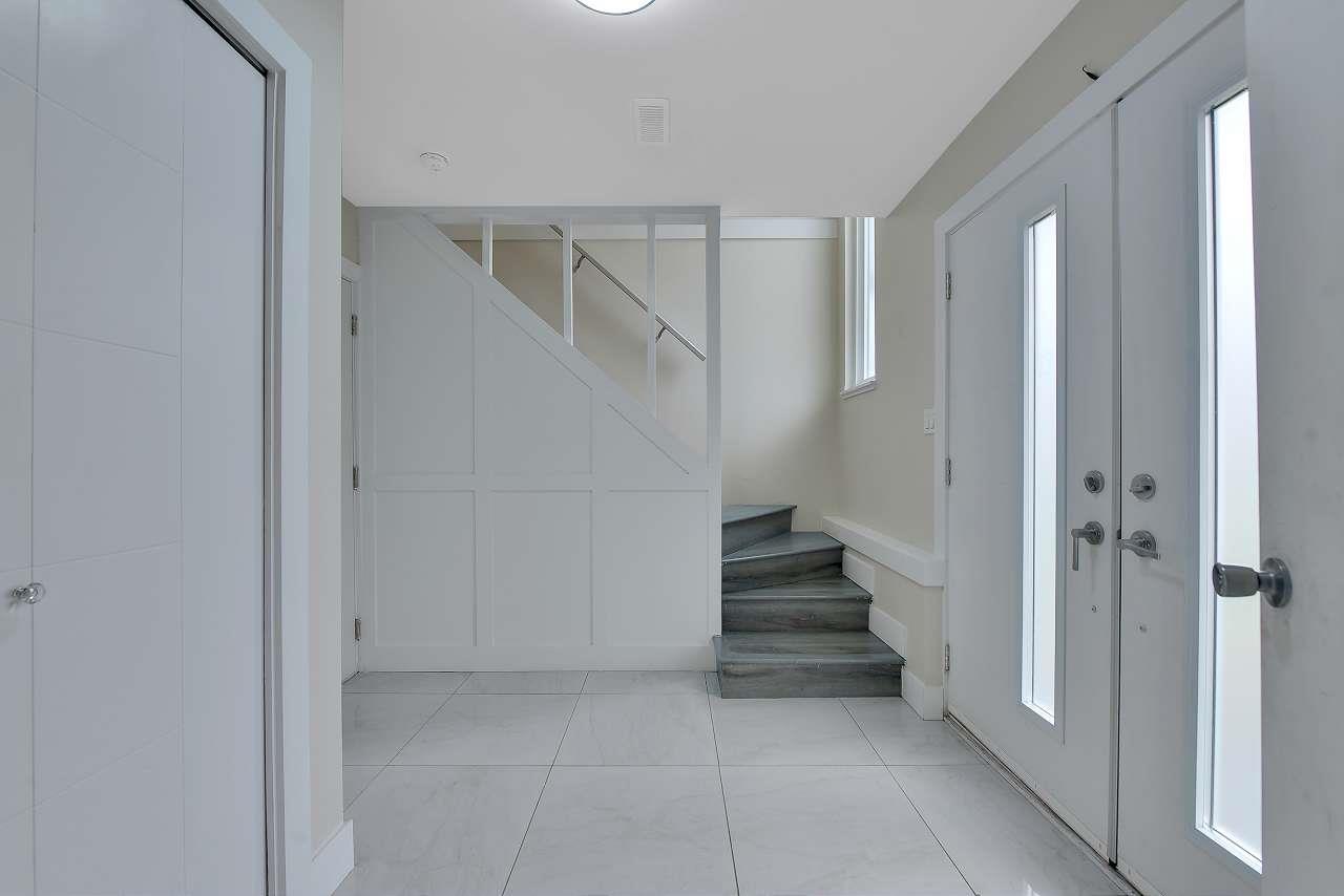Property at 8328 111A STREET image 4
