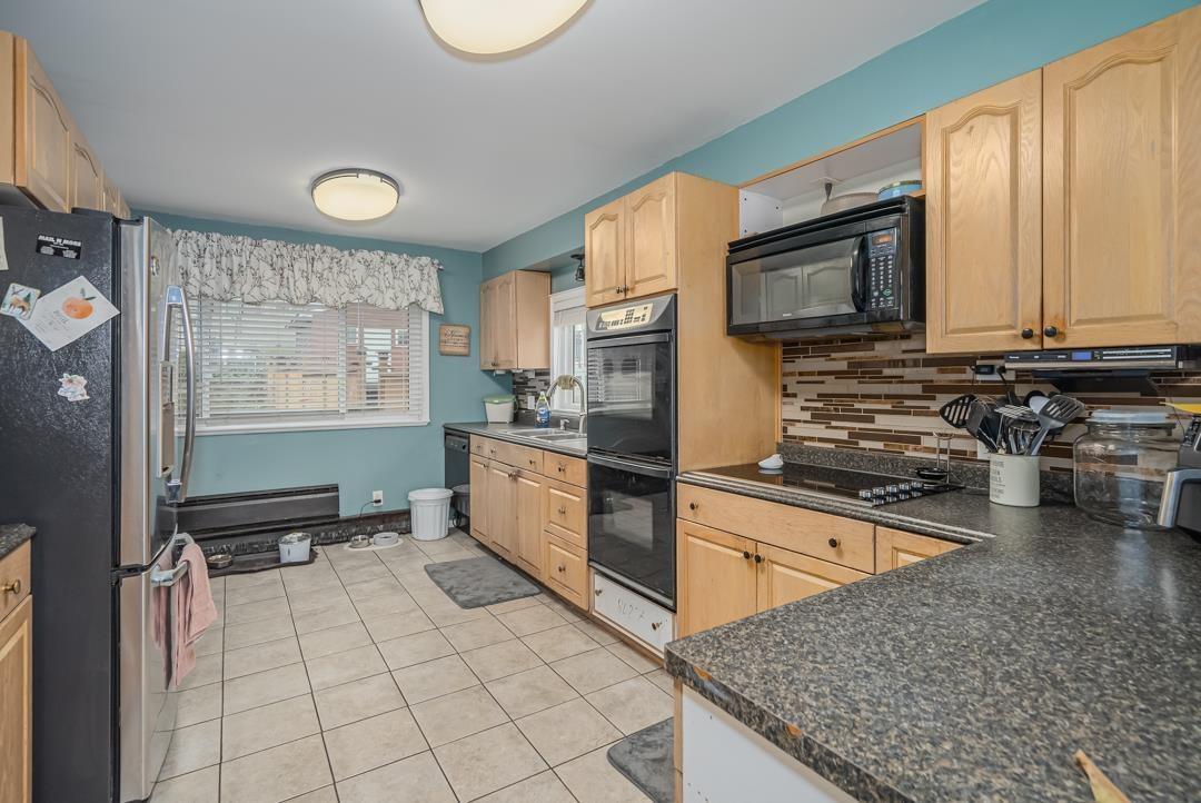 Property at 12164 101A AVENUE image 4