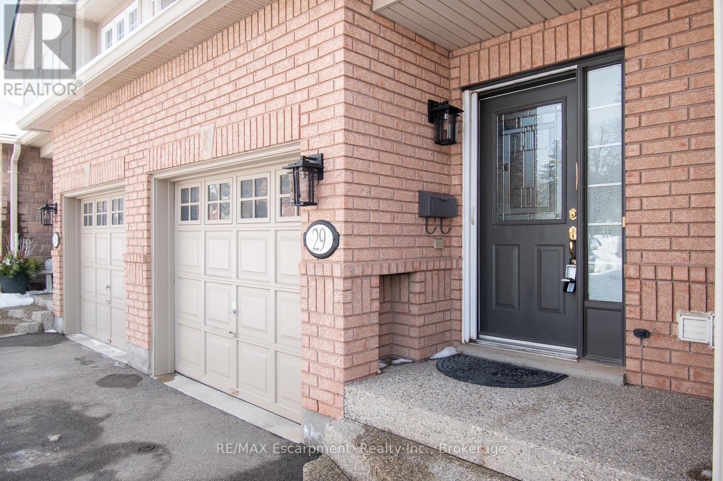 29 - 1050 Grand Boulevard, Oakville, Ontario  L6H 2S5 - Photo 2 - W11992008