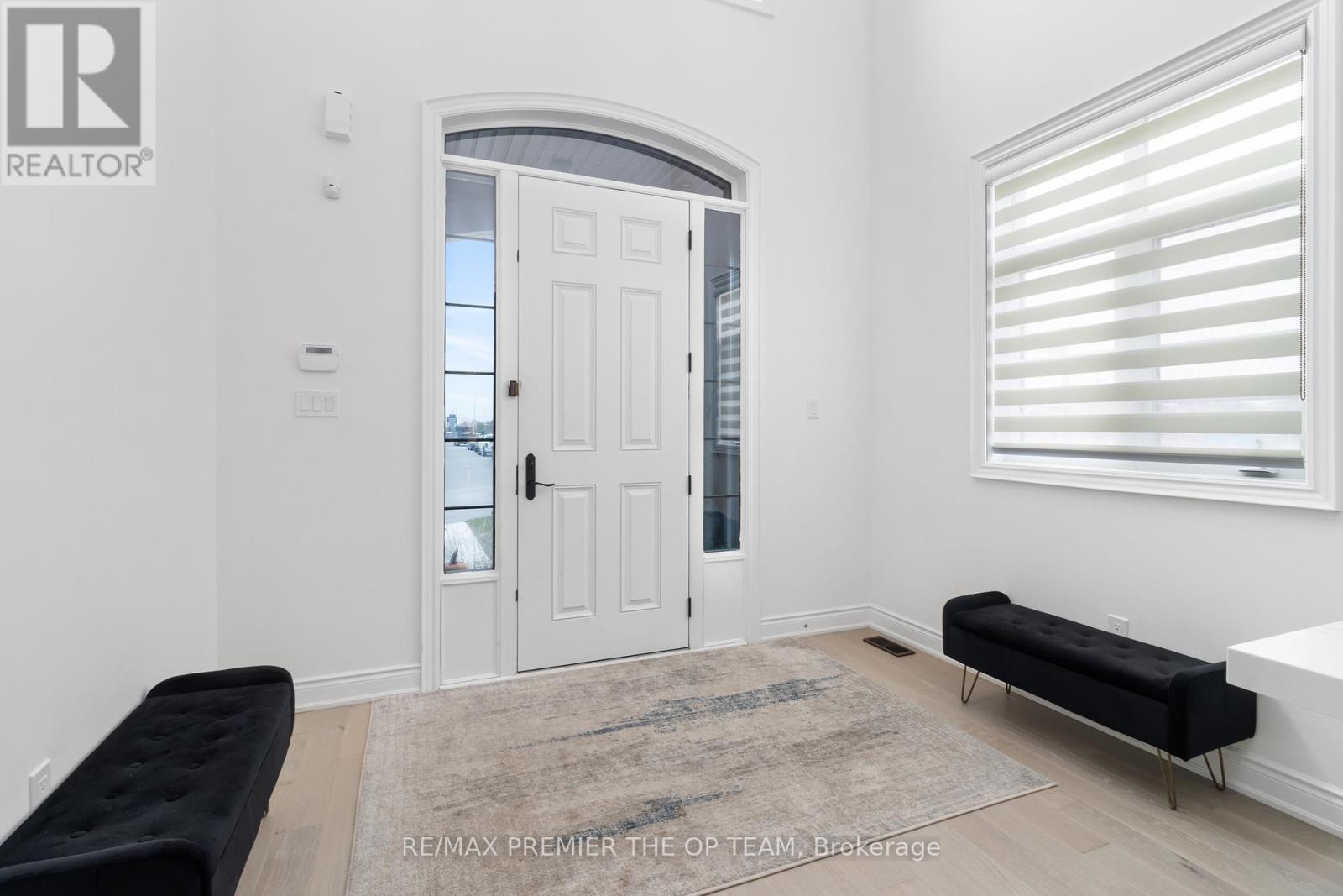 Property at 89 ROSSHAVEN CRESCENT image 3