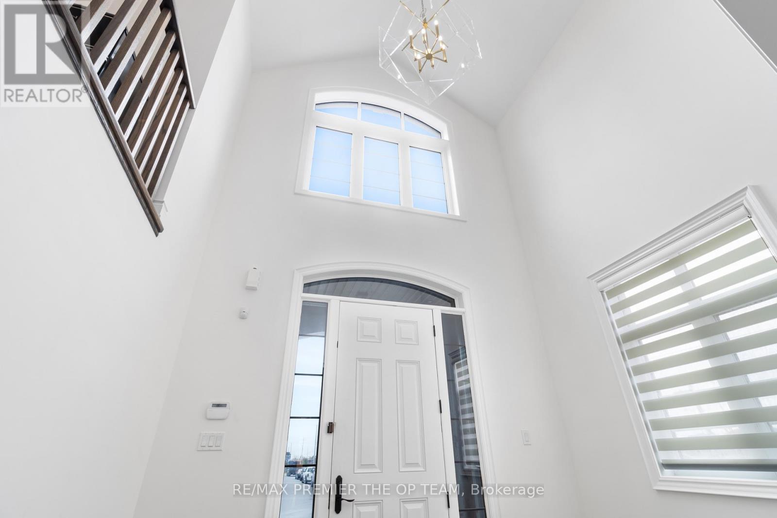 Property at 89 ROSSHAVEN CRESCENT image 4