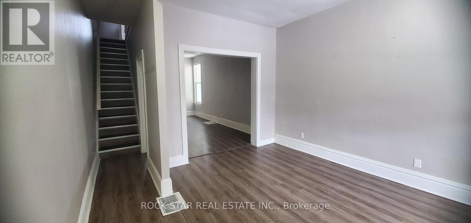 Property at 75 CATHCART STREET image 3