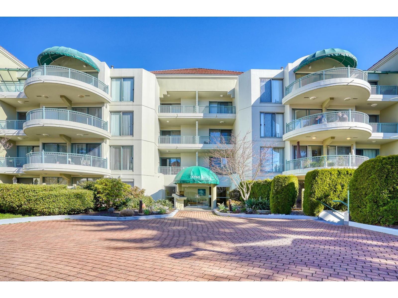 208 1765 Martin Drive, Surrey, British Columbia  V4A 9T6 - Photo 16 - R2971522