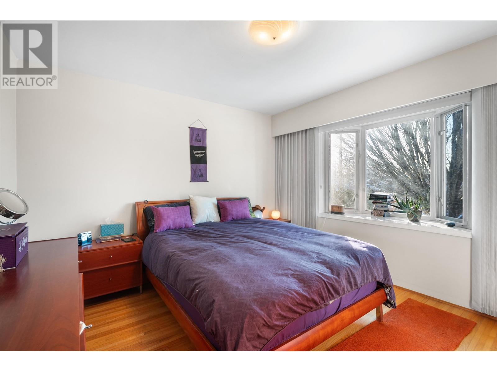 1428 Renfrew Street, Vancouver, British Columbia  V5K 4C6 - Photo 11 - R2971394