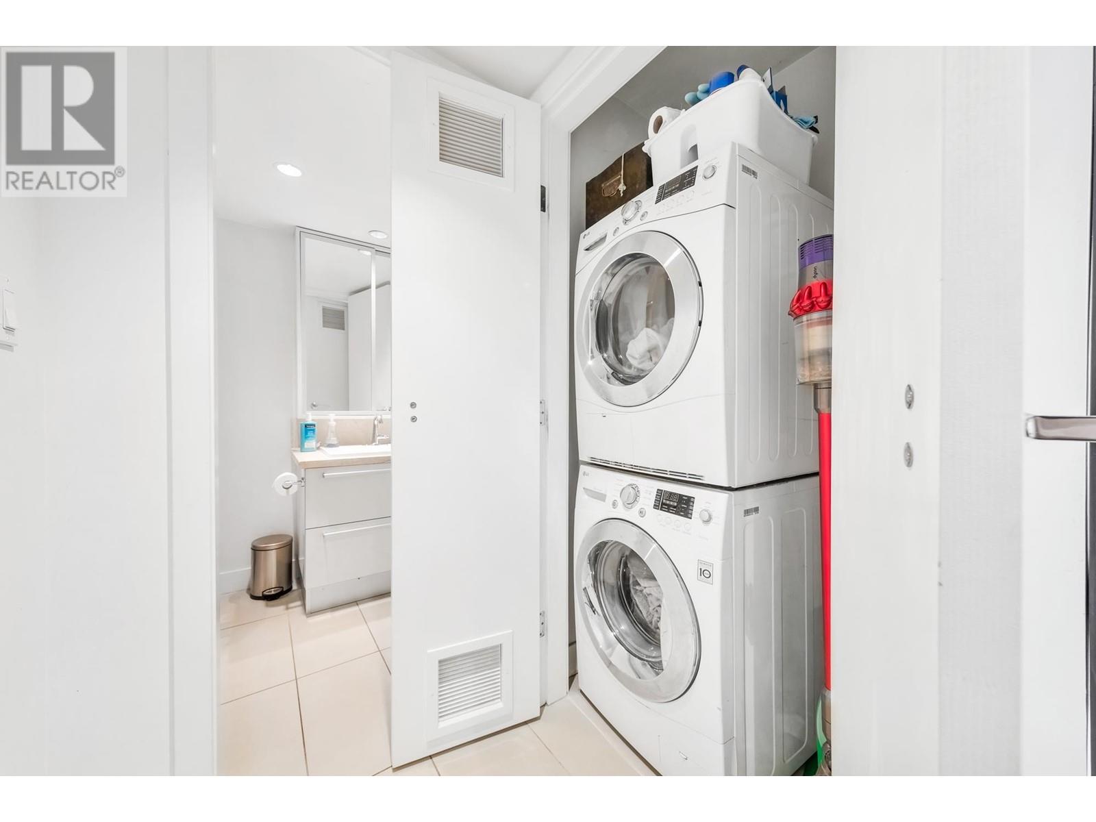 Listing Picture 22 of 36 : 298 W 1ST AVENUE, Vancouver / 溫哥華 - 魯藝地產 Yvonne Lu Group - MLS Medallion Club Member