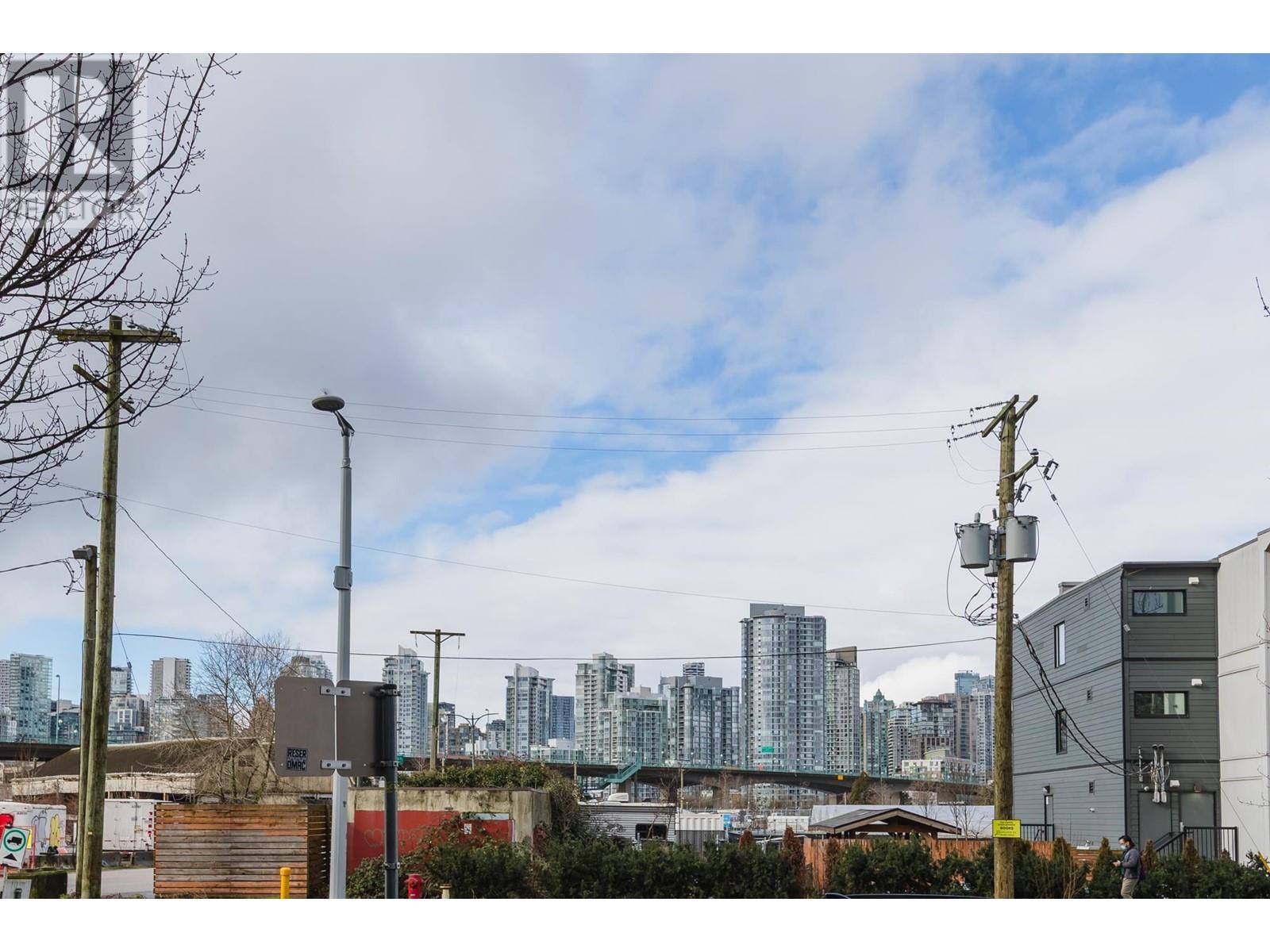 Listing Picture 29 of 36 : 298 W 1ST AVENUE, Vancouver / 溫哥華 - 魯藝地產 Yvonne Lu Group - MLS Medallion Club Member