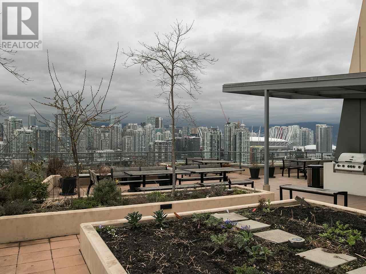 Listing Picture 32 of 36 : 298 W 1ST AVENUE, Vancouver / 溫哥華 - 魯藝地產 Yvonne Lu Group - MLS Medallion Club Member