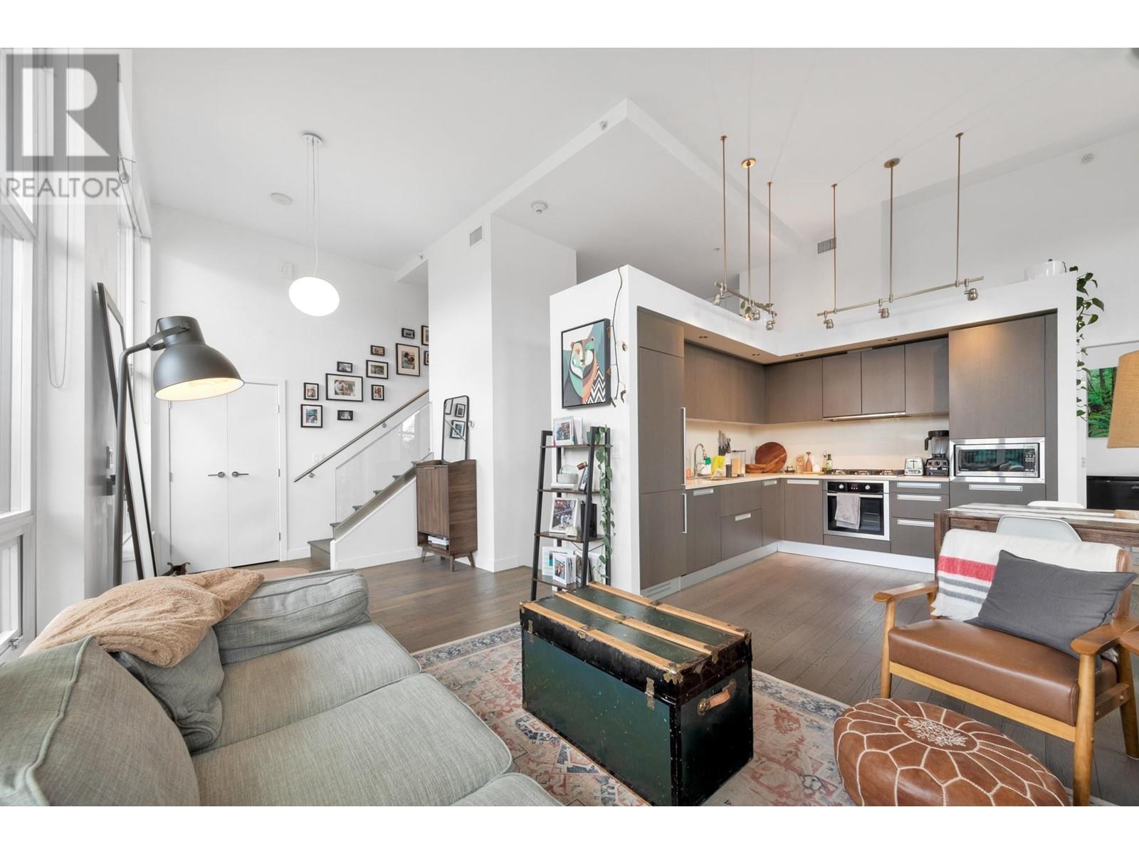 Listing Picture 6 of 36 : 298 W 1ST AVENUE, Vancouver / 溫哥華 - 魯藝地產 Yvonne Lu Group - MLS Medallion Club Member