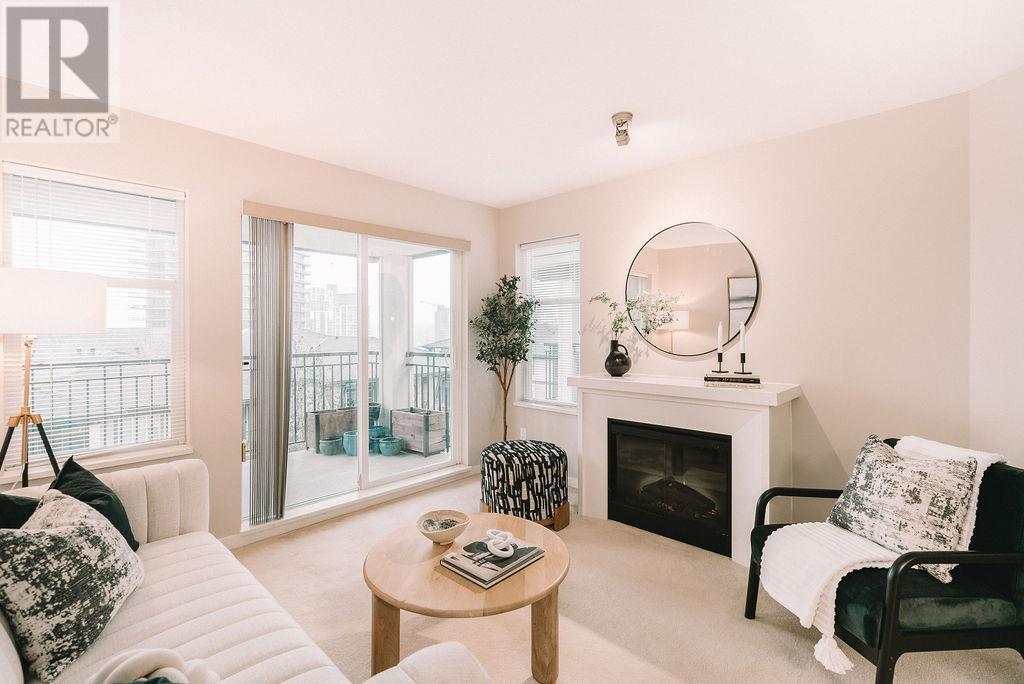 Listing Picture 13 of 40 : 406 4799 BRENTWOOD DRIVE, Burnaby / 本拿比 - 魯藝地產 Yvonne Lu Group - MLS Medallion Club Member