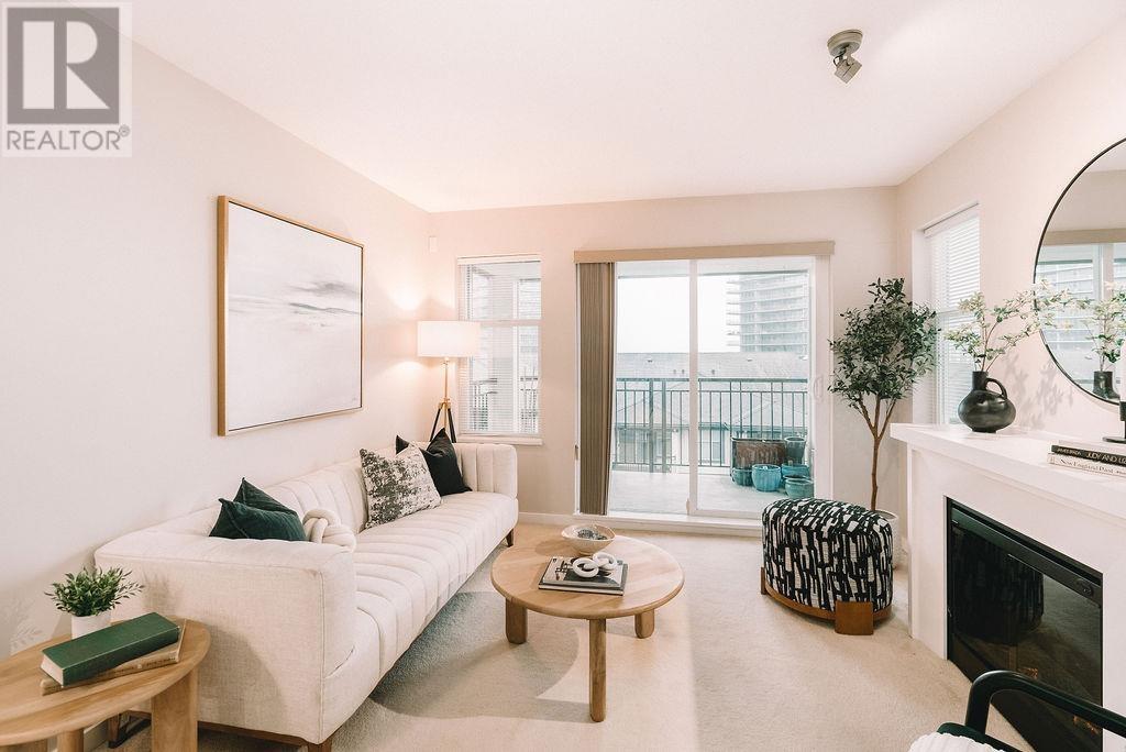 Listing Picture 14 of 40 : 406 4799 BRENTWOOD DRIVE, Burnaby / 本拿比 - 魯藝地產 Yvonne Lu Group - MLS Medallion Club Member