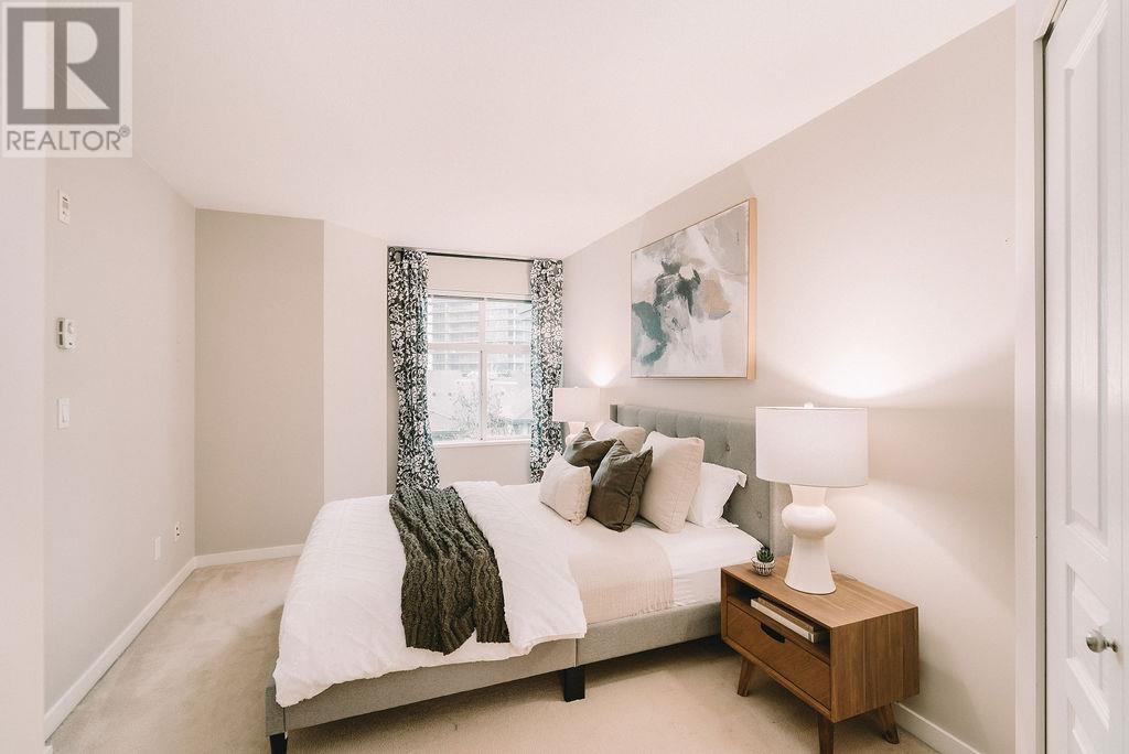 Listing Picture 21 of 40 : 406 4799 BRENTWOOD DRIVE, Burnaby / 本拿比 - 魯藝地產 Yvonne Lu Group - MLS Medallion Club Member