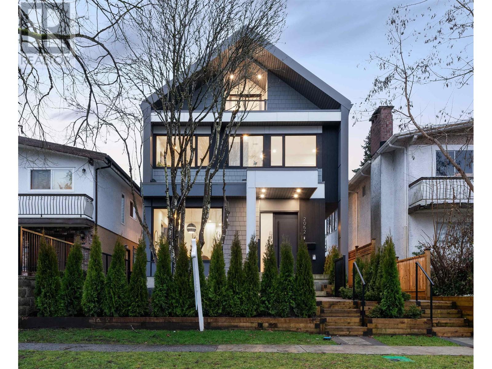 2052 E 22ND AVENUE, Vancouver