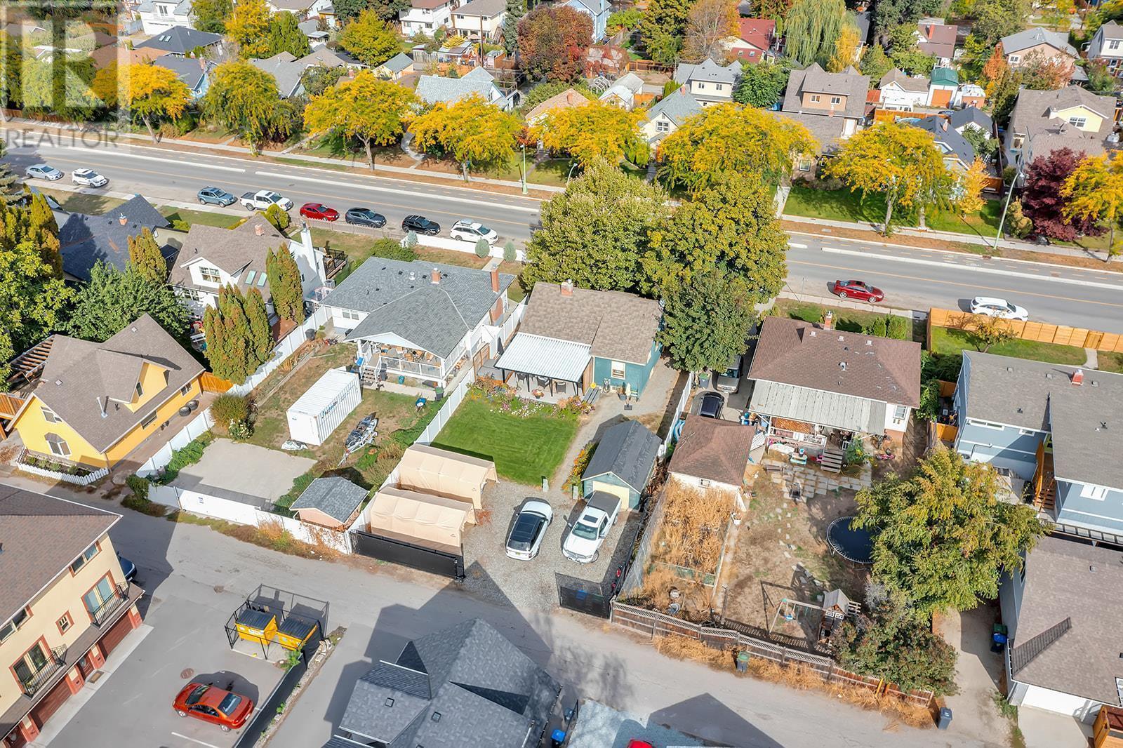 Property at 789 Sutherland Avenue image 1