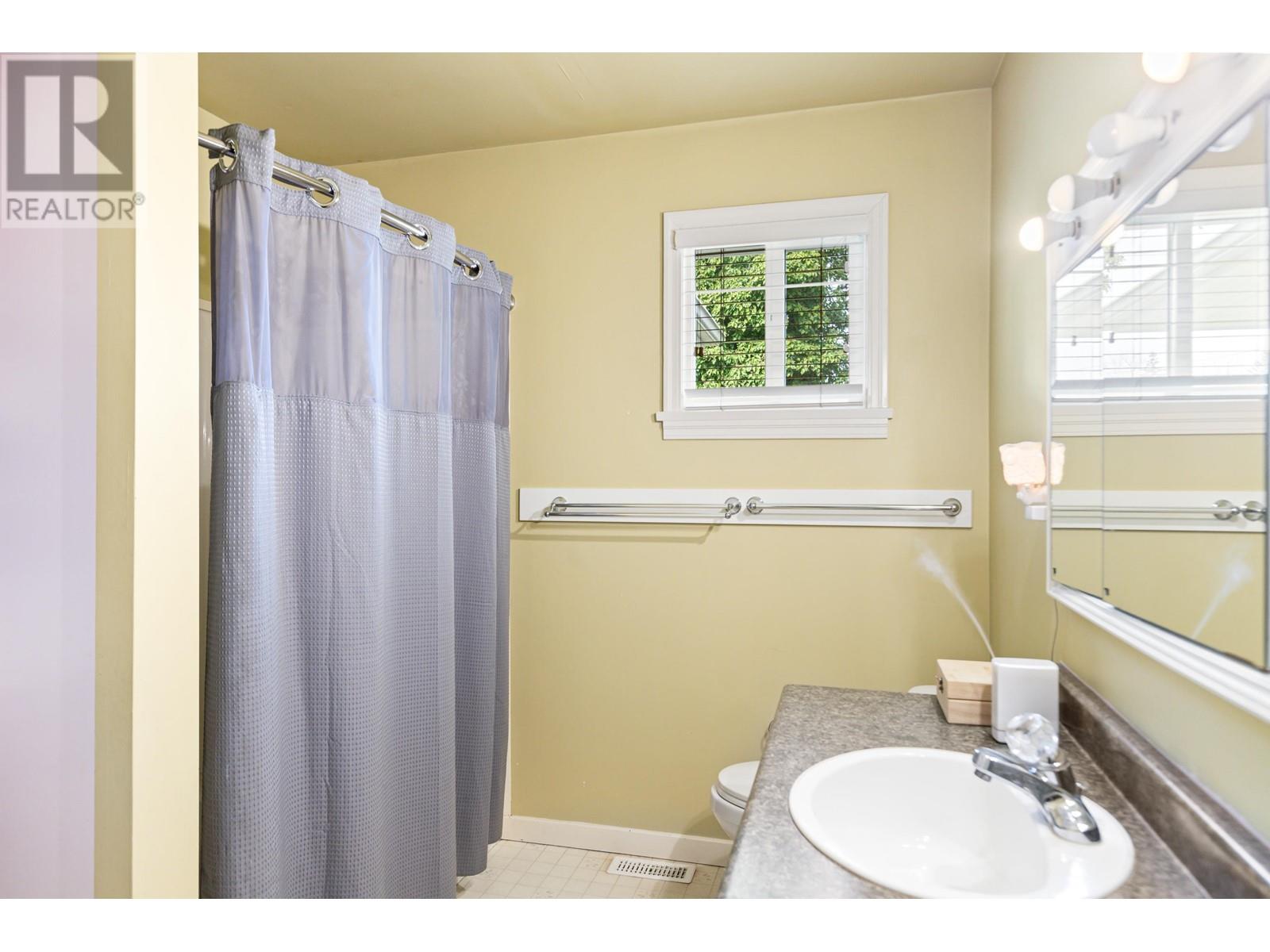 21298 River Road, Maple Ridge, British Columbia  V2X 2A9 - Photo 15 - R2971479
