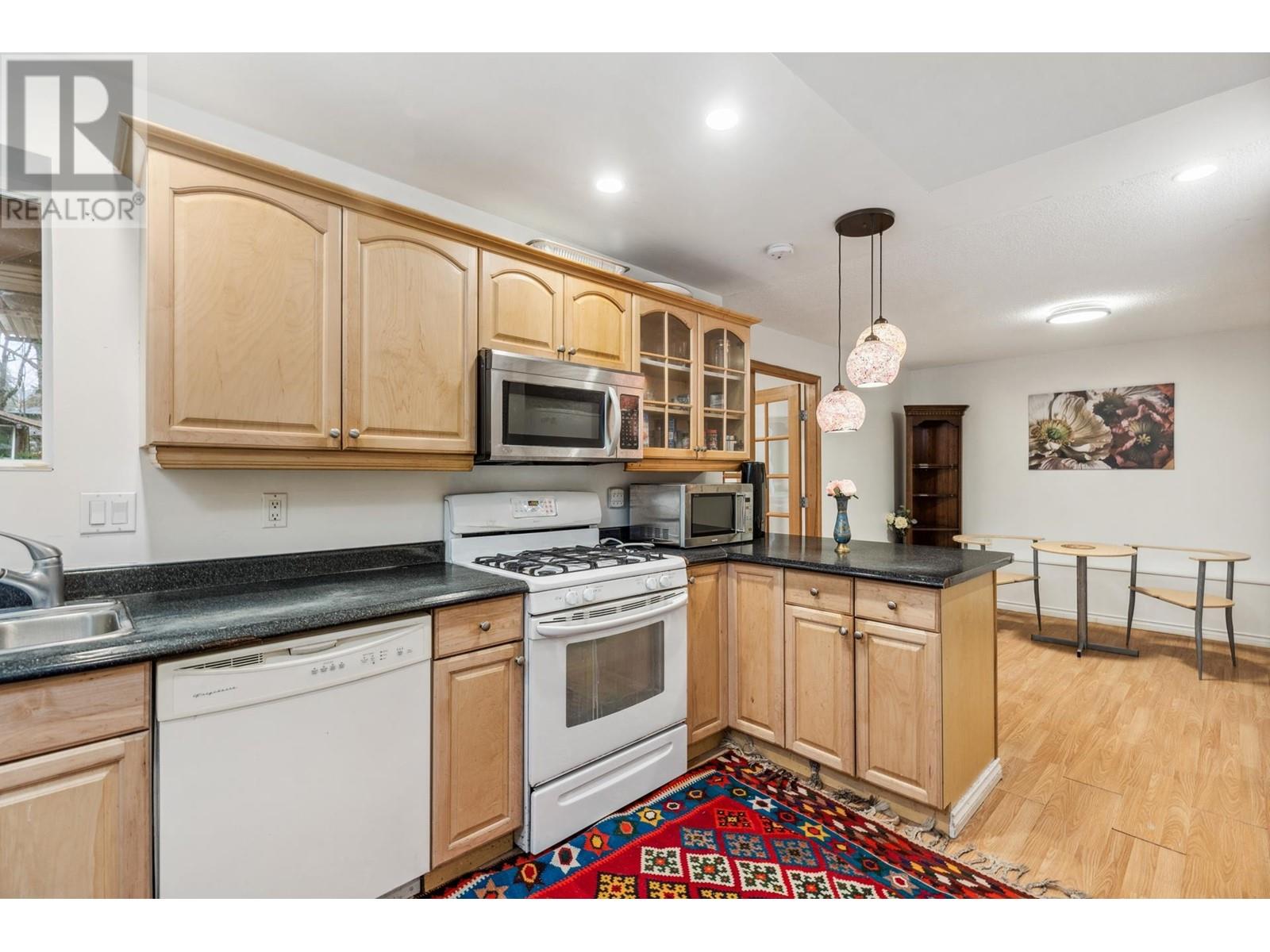 1468 Ross Road, North Vancouver, British Columbia  V7J 1V2 - Photo 23 - R2971505