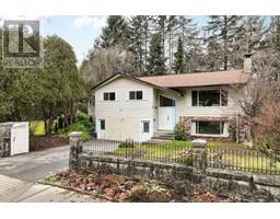 1468 ROSS ROAD, North Vancouver, British Columbia