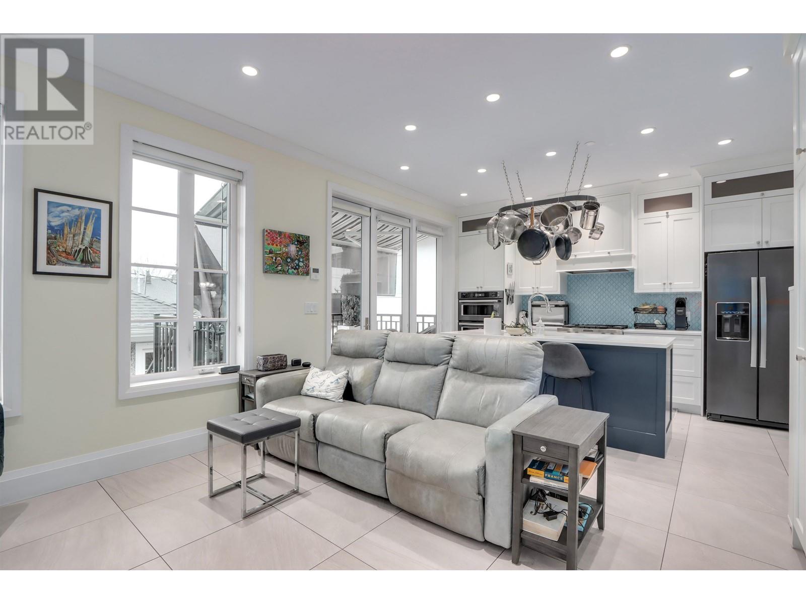 Listing Picture 12 of 35 : 5009 SOMERVILLE STREET, Vancouver / 溫哥華 - 魯藝地產 Yvonne Lu Group - MLS Medallion Club Member