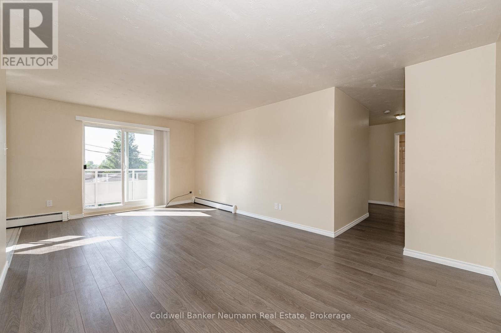 301 - 10 Glenbrook Drive, Guelph, Ontario  N1E 1A9 - Photo 8 - X11992128