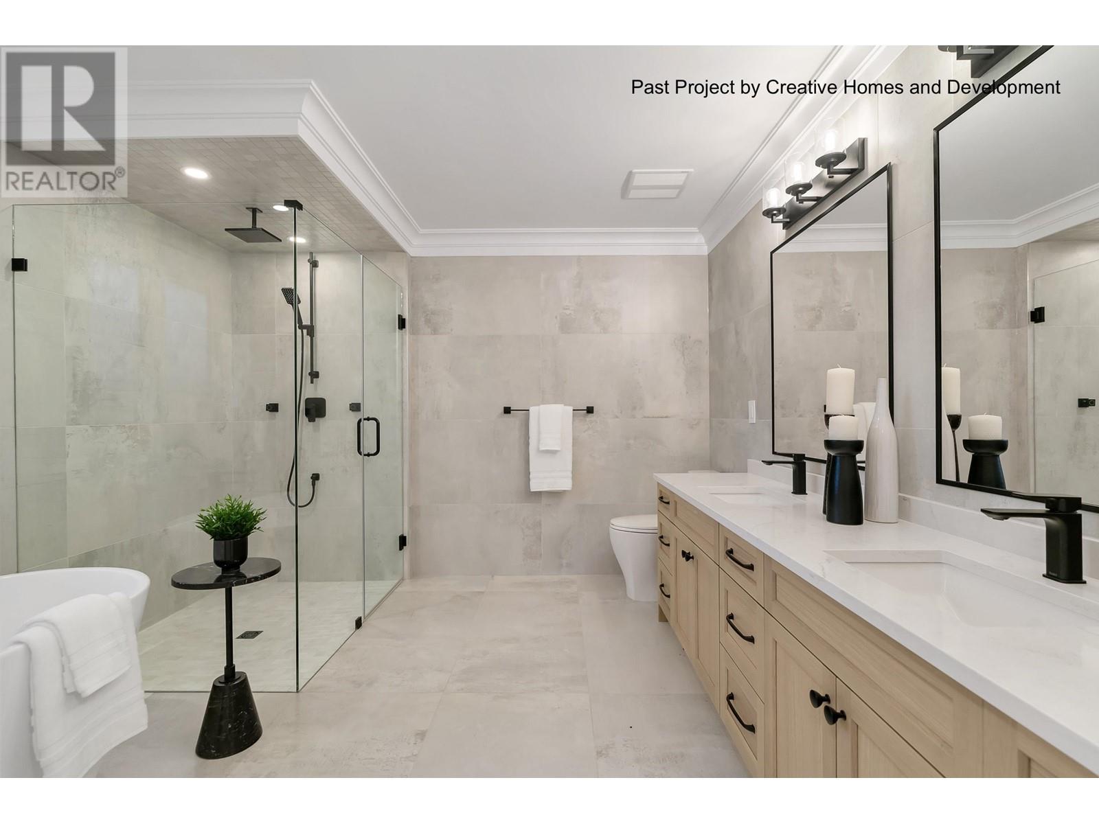 690 E Windsor Road, North Vancouver, British Columbia  V7N 1K7 - Photo 15 - R2971515