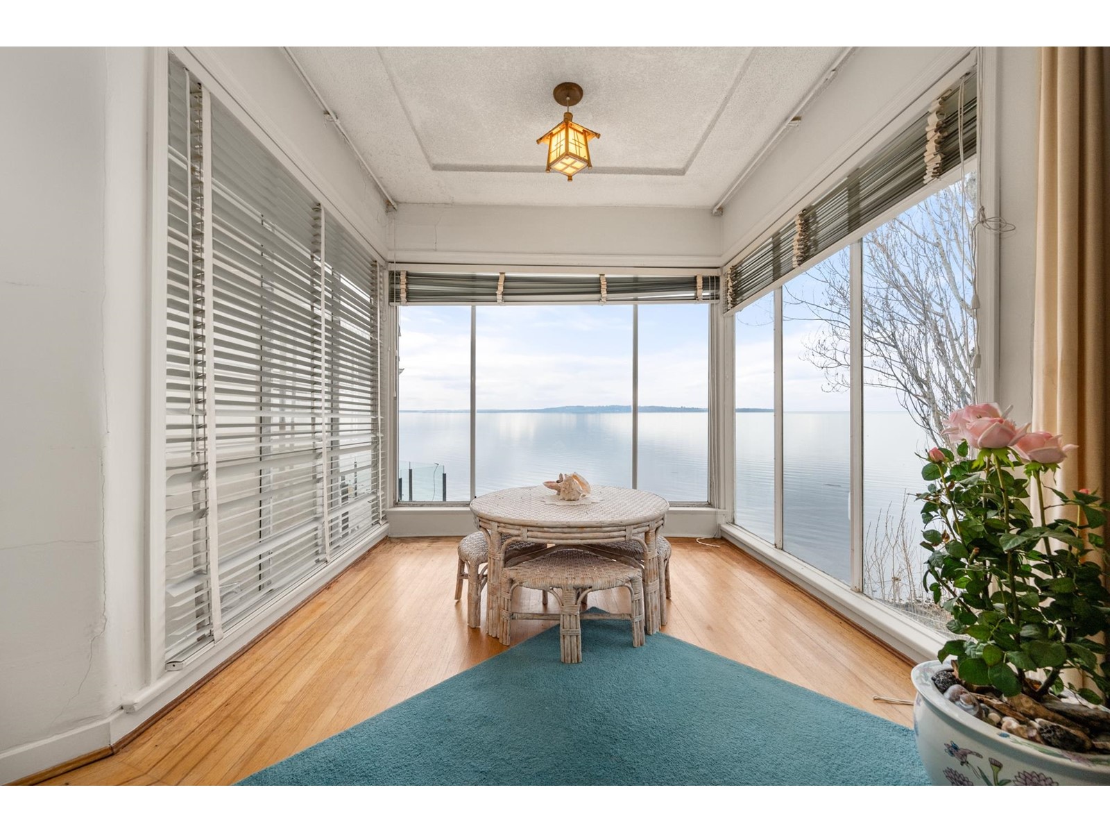 Property at 14458 MARINE DRIVE image 5