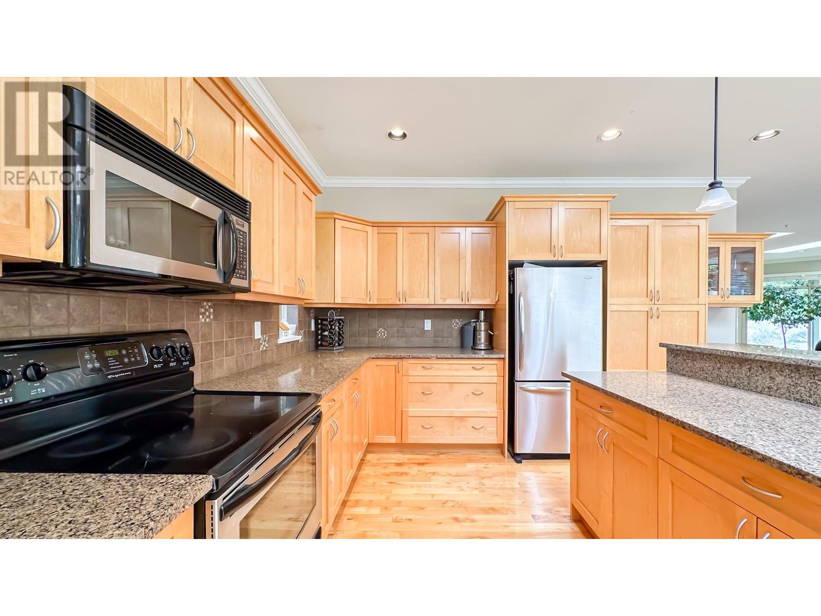 158 Stonegate Drive, West Vancouver, British Columbia  V0N 3Z2 - Photo 12 - R2970644