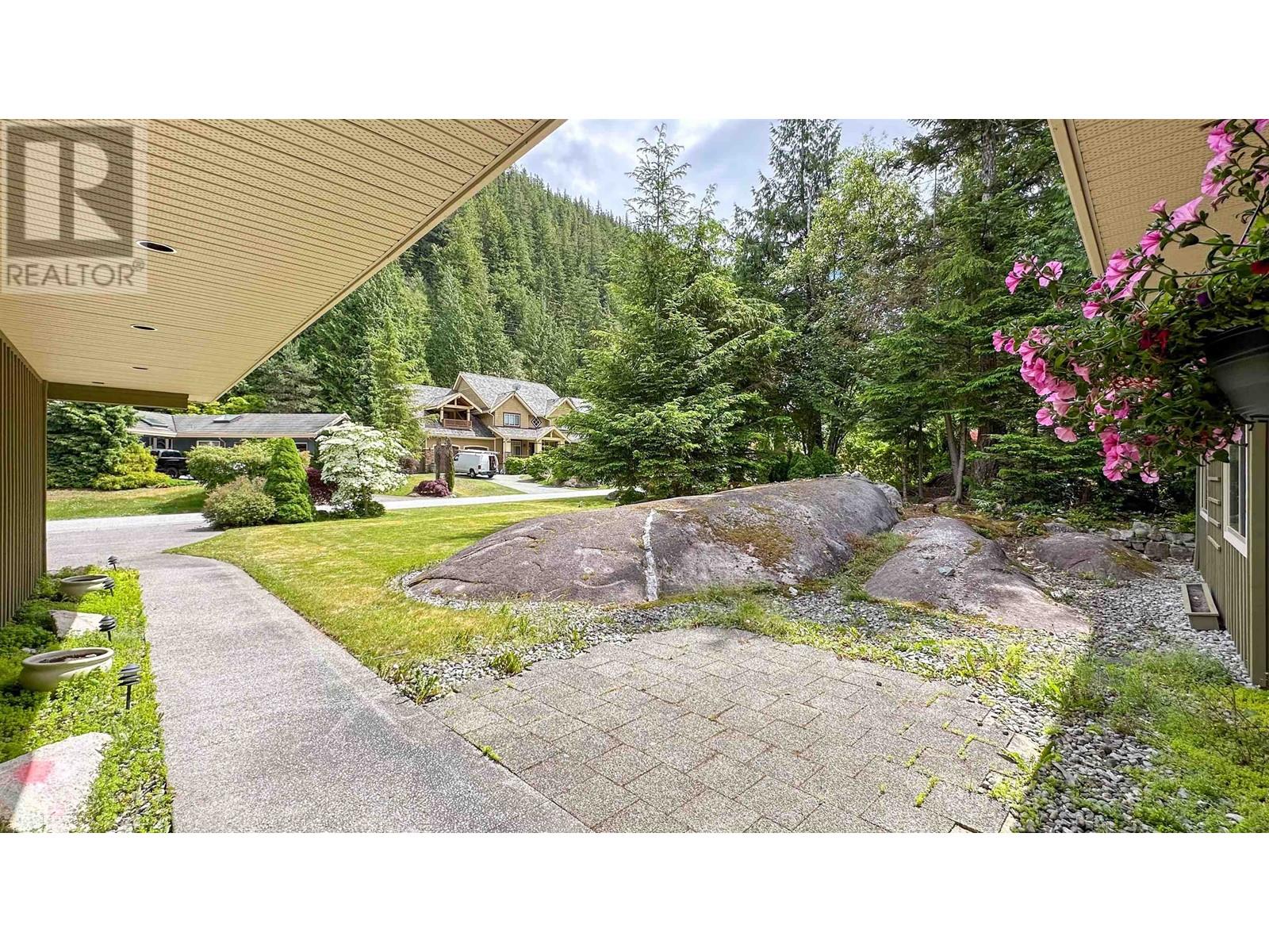 158 Stonegate Drive, West Vancouver, British Columbia  V0N 3Z2 - Photo 8 - R2970644
