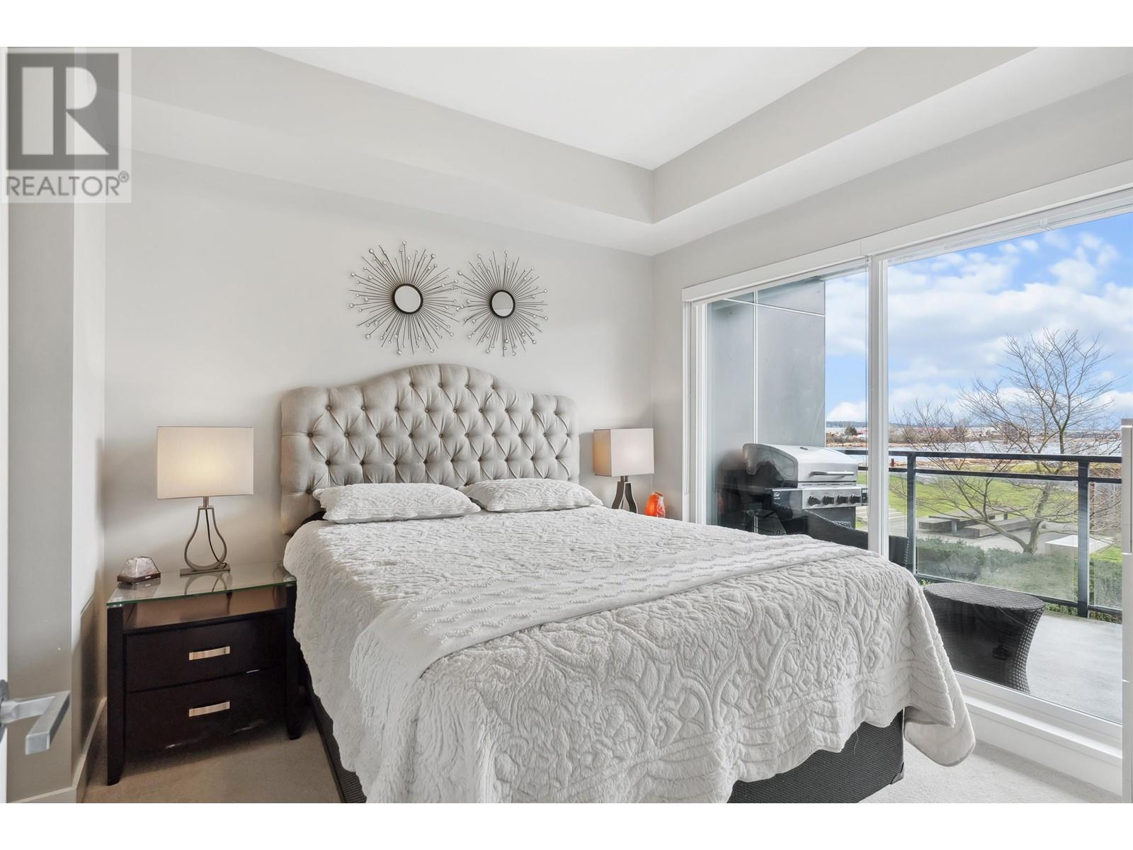 Listing Picture 10 of 34 : 209 10155 RIVER DRIVE, Richmond / 烈治文 - 魯藝地產 Yvonne Lu Group - MLS Medallion Club Member