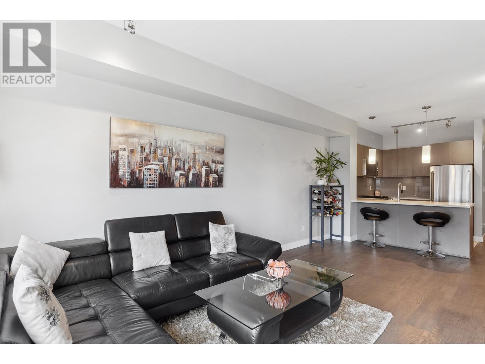 Listing Picture 8 of 34 : 209 10155 RIVER DRIVE, Richmond / 烈治文 - 魯藝地產 Yvonne Lu Group - MLS Medallion Club Member