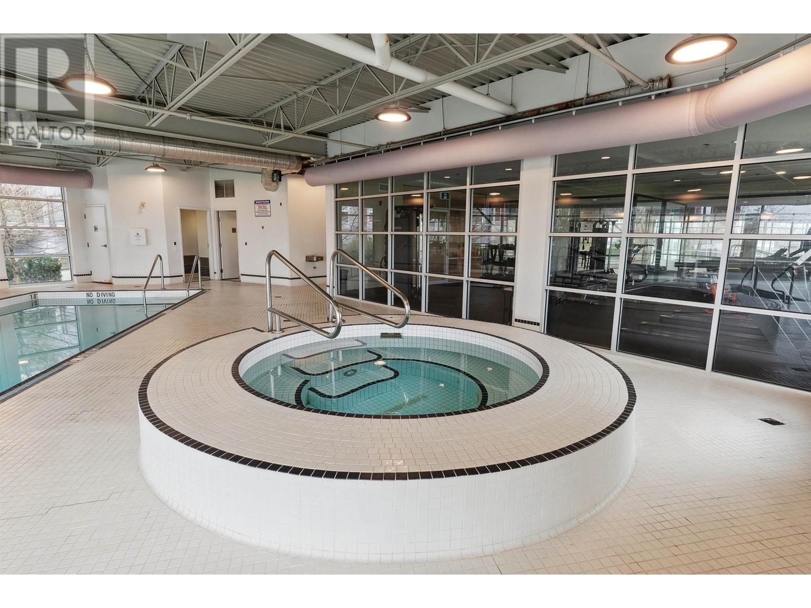 Listing Picture 27 of 34 : 209 10155 RIVER DRIVE, Richmond / 烈治文 - 魯藝地產 Yvonne Lu Group - MLS Medallion Club Member