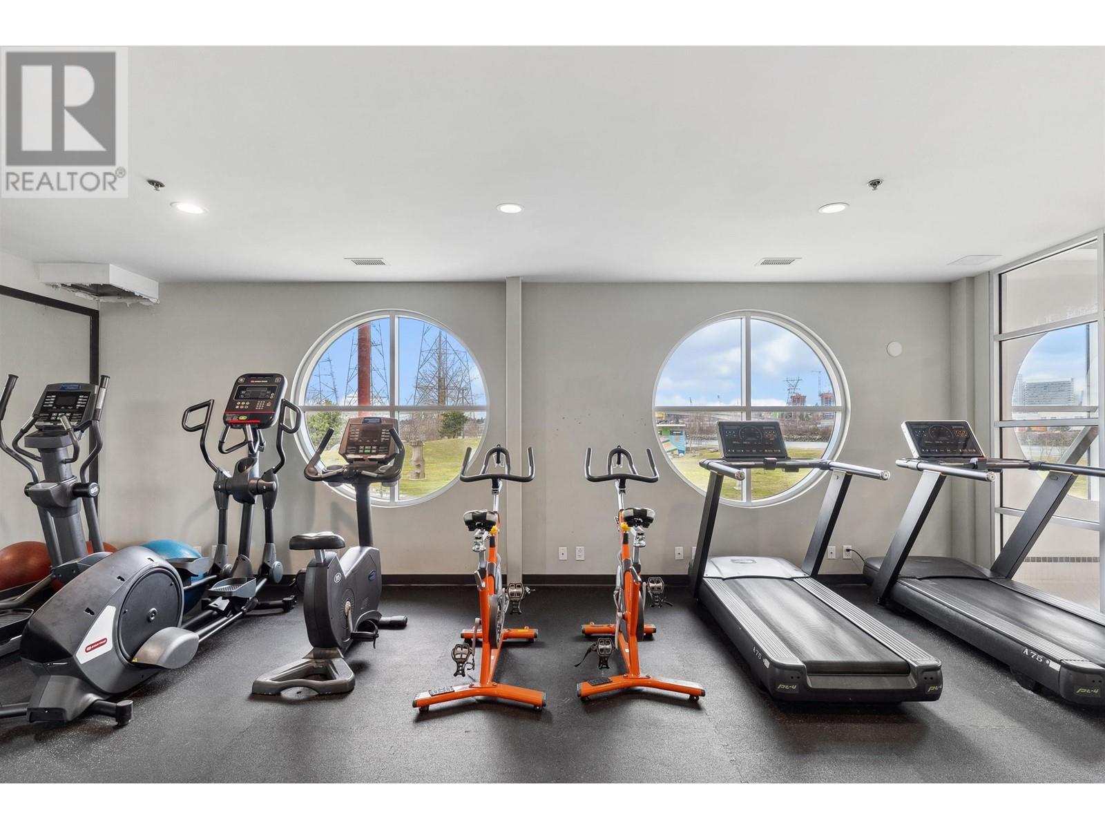 Listing Picture 24 of 34 : 209 10155 RIVER DRIVE, Richmond / 烈治文 - 魯藝地產 Yvonne Lu Group - MLS Medallion Club Member