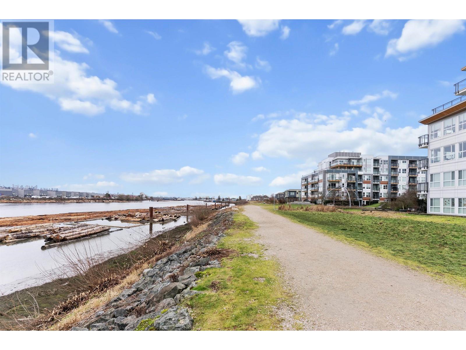 Listing Picture 20 of 34 : 209 10155 RIVER DRIVE, Richmond / 烈治文 - 魯藝地產 Yvonne Lu Group - MLS Medallion Club Member