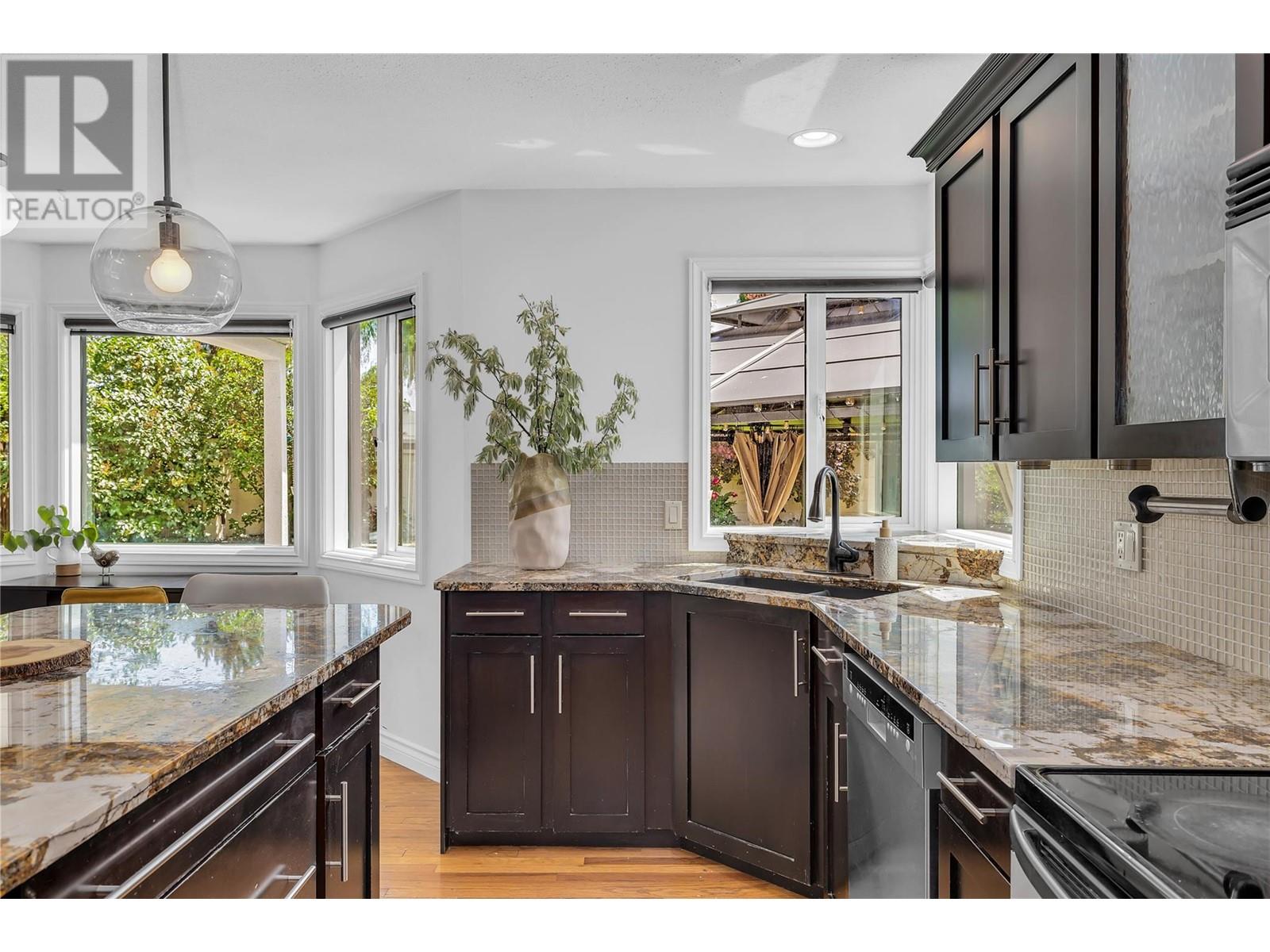 892 Mission Springs Crescent, Kelowna, British Columbia  V1W 3L9 - Photo 31 - 10336787
