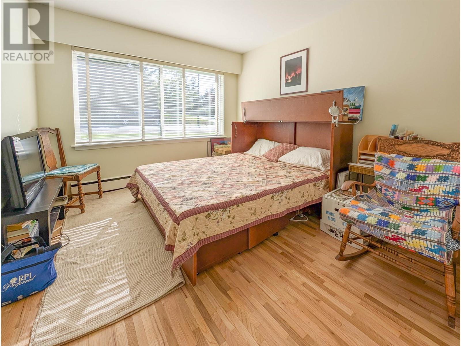 Listing Picture 9 of 13 : 101 550 ESMOND AVENUE, Burnaby / 本拿比 - 魯藝地產 Yvonne Lu Group - MLS Medallion Club Member
