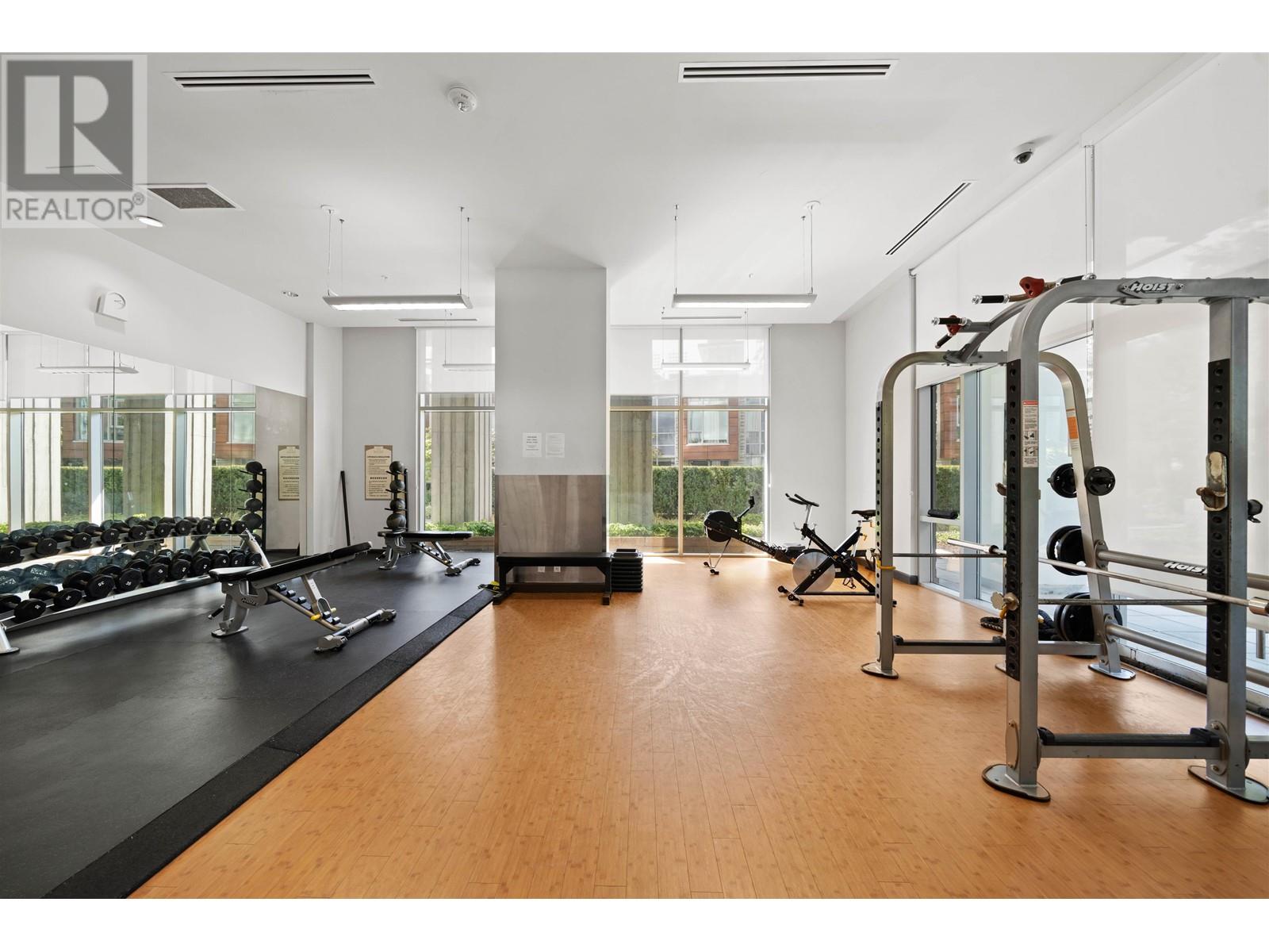 Listing Picture 30 of 37 : 601 3355 BINNING ROAD, Vancouver / 溫哥華 - 魯藝地產 Yvonne Lu Group - MLS Medallion Club Member