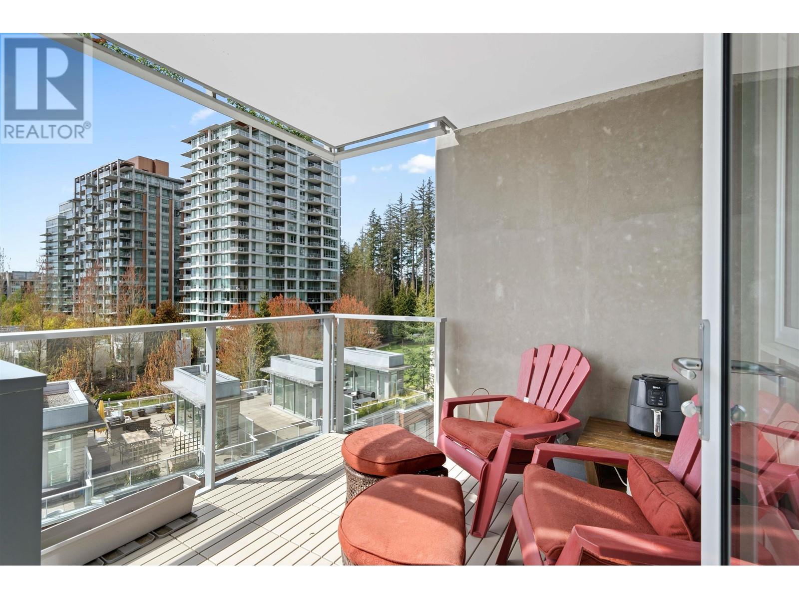 Listing Picture 9 of 37 : 601 3355 BINNING ROAD, Vancouver / 溫哥華 - 魯藝地產 Yvonne Lu Group - MLS Medallion Club Member