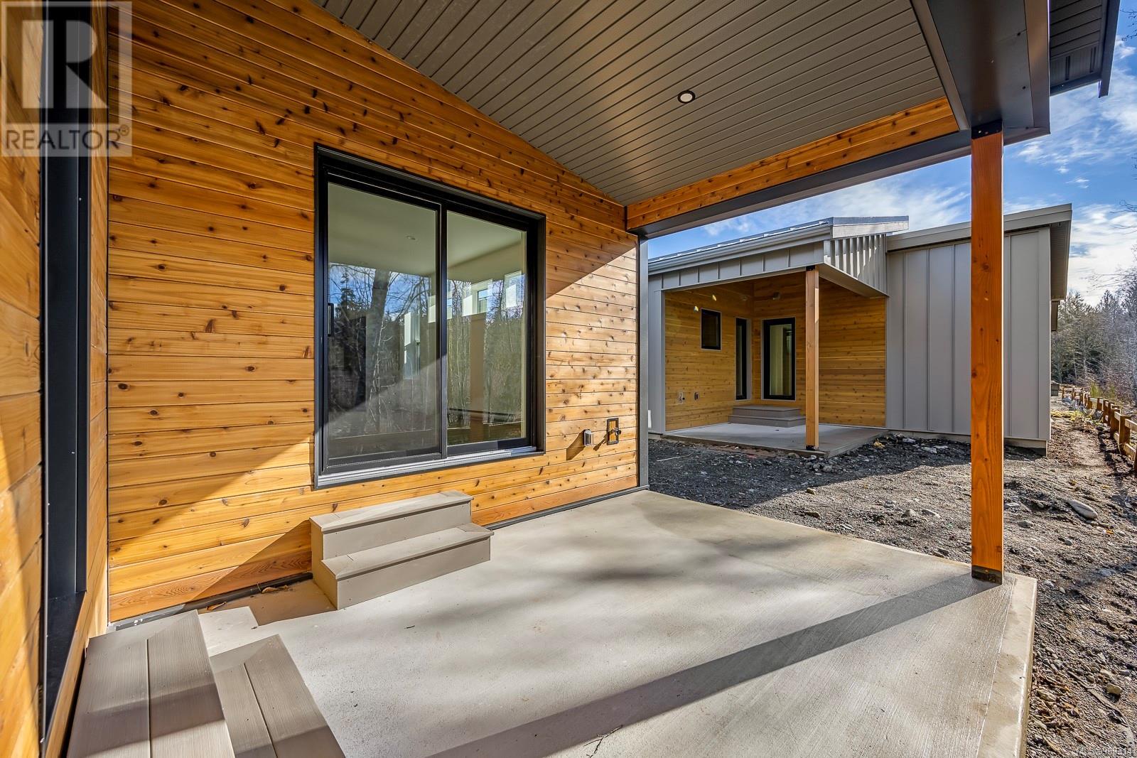42 3025 Royston Rd, Cumberland, British Columbia  V0R 1S0 - Photo 4 - 989314