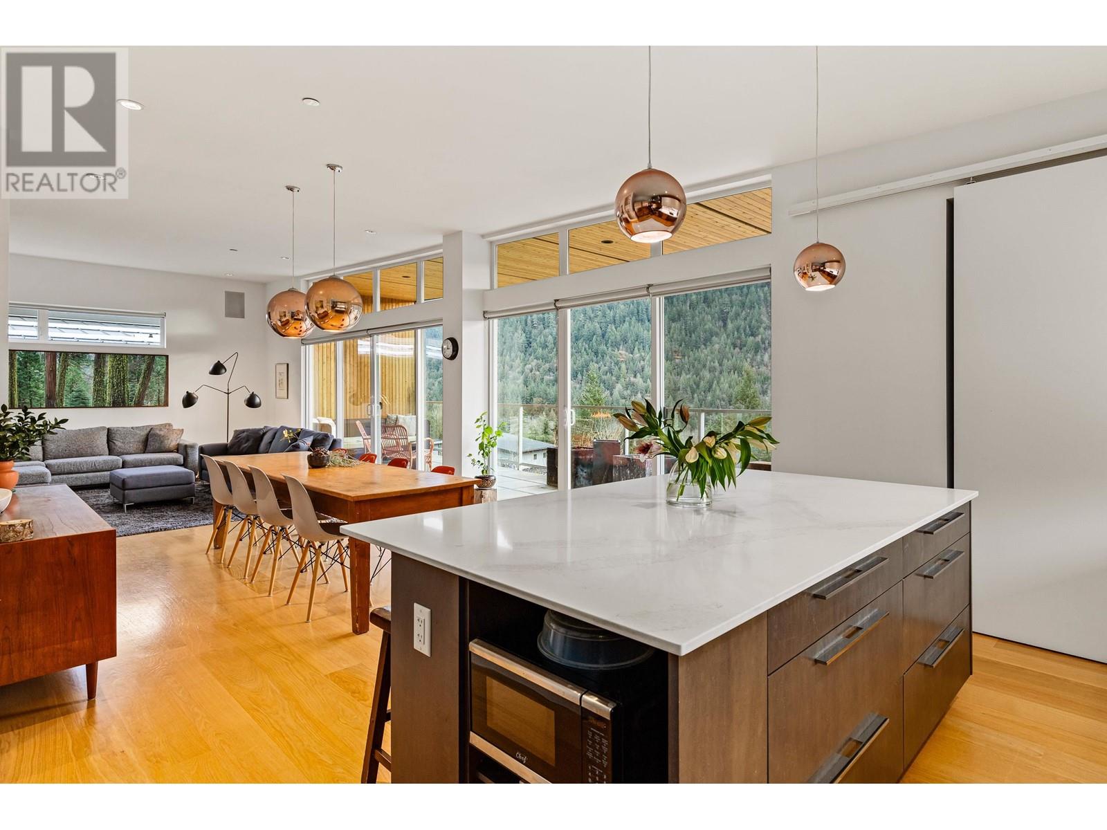 Property at 38555 SKY PILOT DRIVE image 4